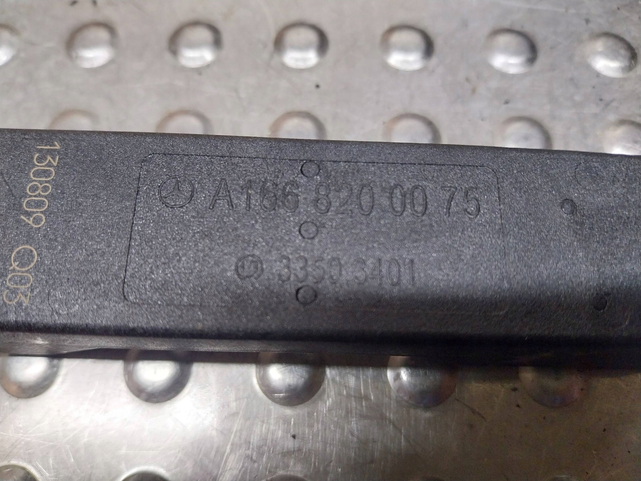 Module Antenne KEYLESS A1668200075 MERCEDES W166 W205 W222