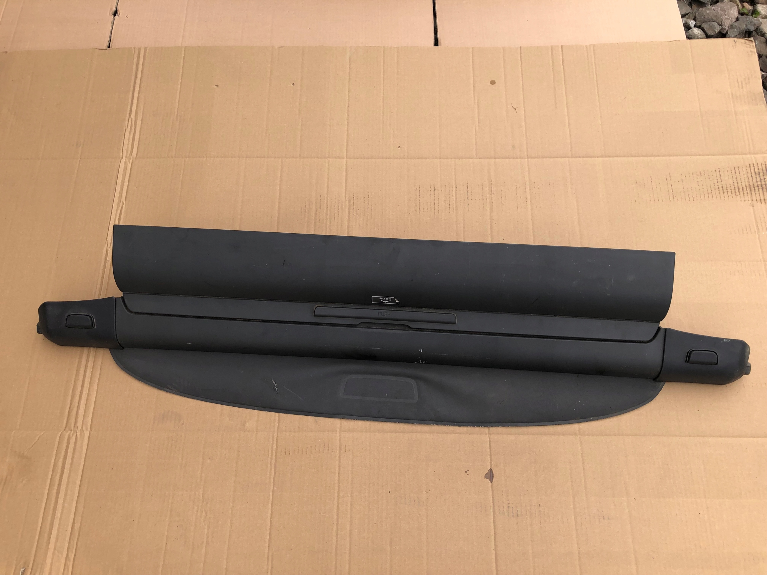 Полка рольставни багажника VOLVO V50 2004-2007