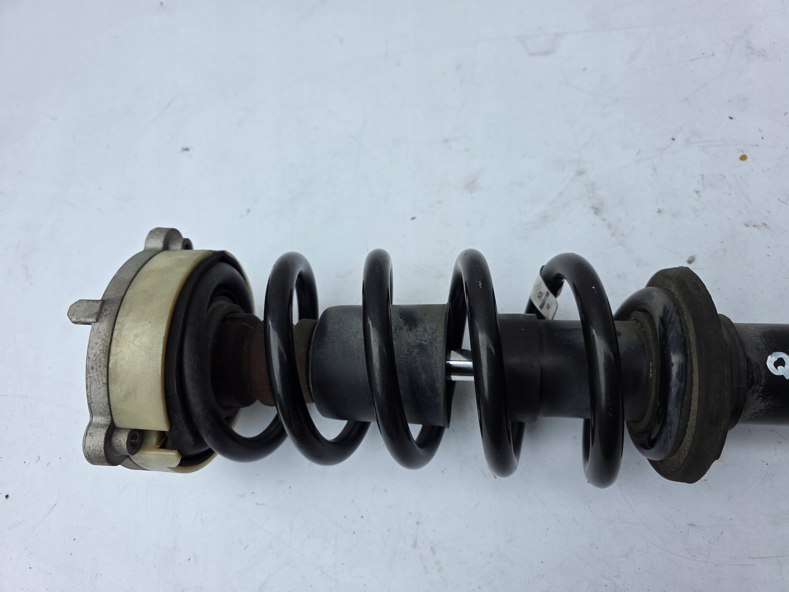 shock absorber left front front AUDI Q5 80A II FY 2.0T 2.0TFSI S-TRONIC