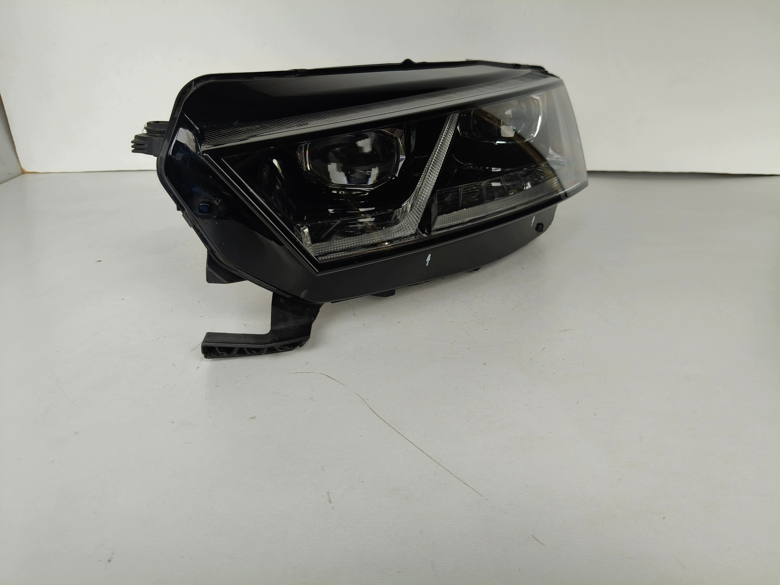 light left REFLEKTOR SKODA OCTAVIA 4 IV 5E3 20- FULL LED