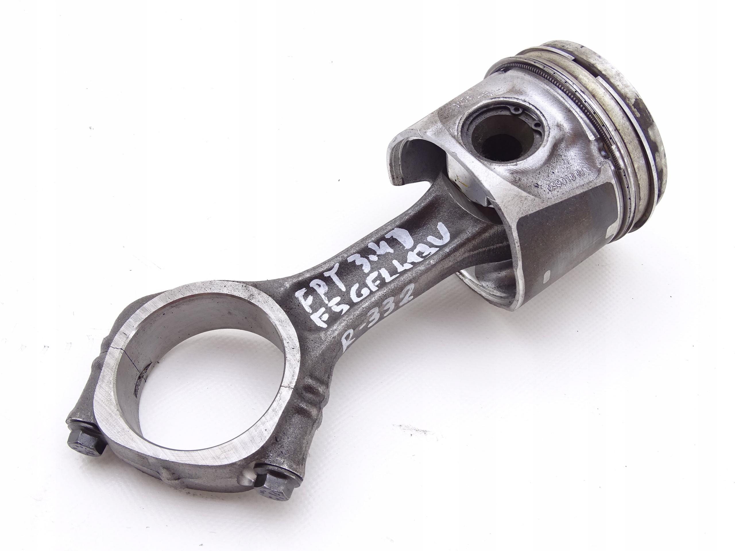 FPT_NEW_HOLLAND_CASE_3.4_D_TŁOK_KORBOWÓD - FPT NEW HOLLAND CASE 3.4 D ПОРШНЕВОЙ ШАТУН