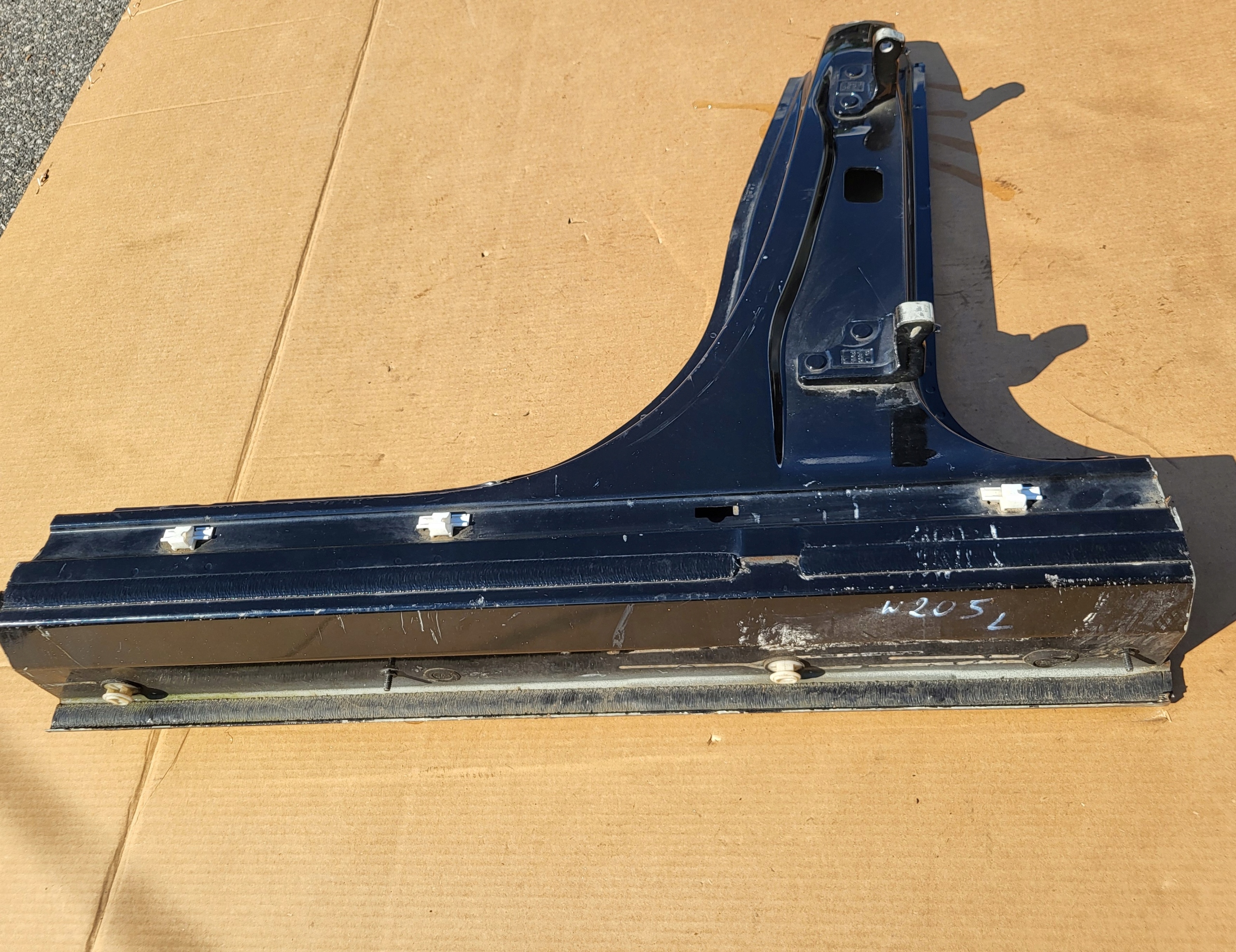 pillar central side left hinges door upper lower MERCEDES C W205 OE