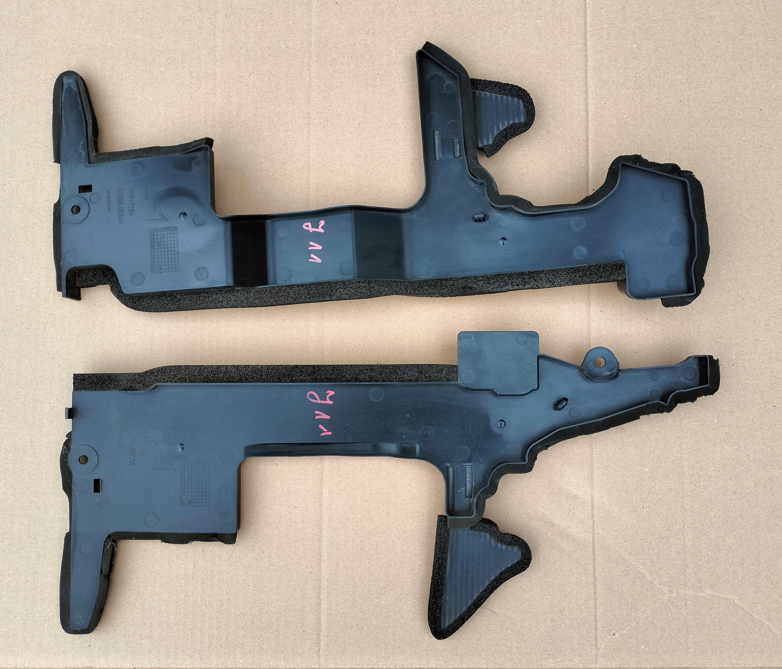 NISSAN QASHQAI II J11 KIEROWNICA POWIETRZA LEWA PRAWA