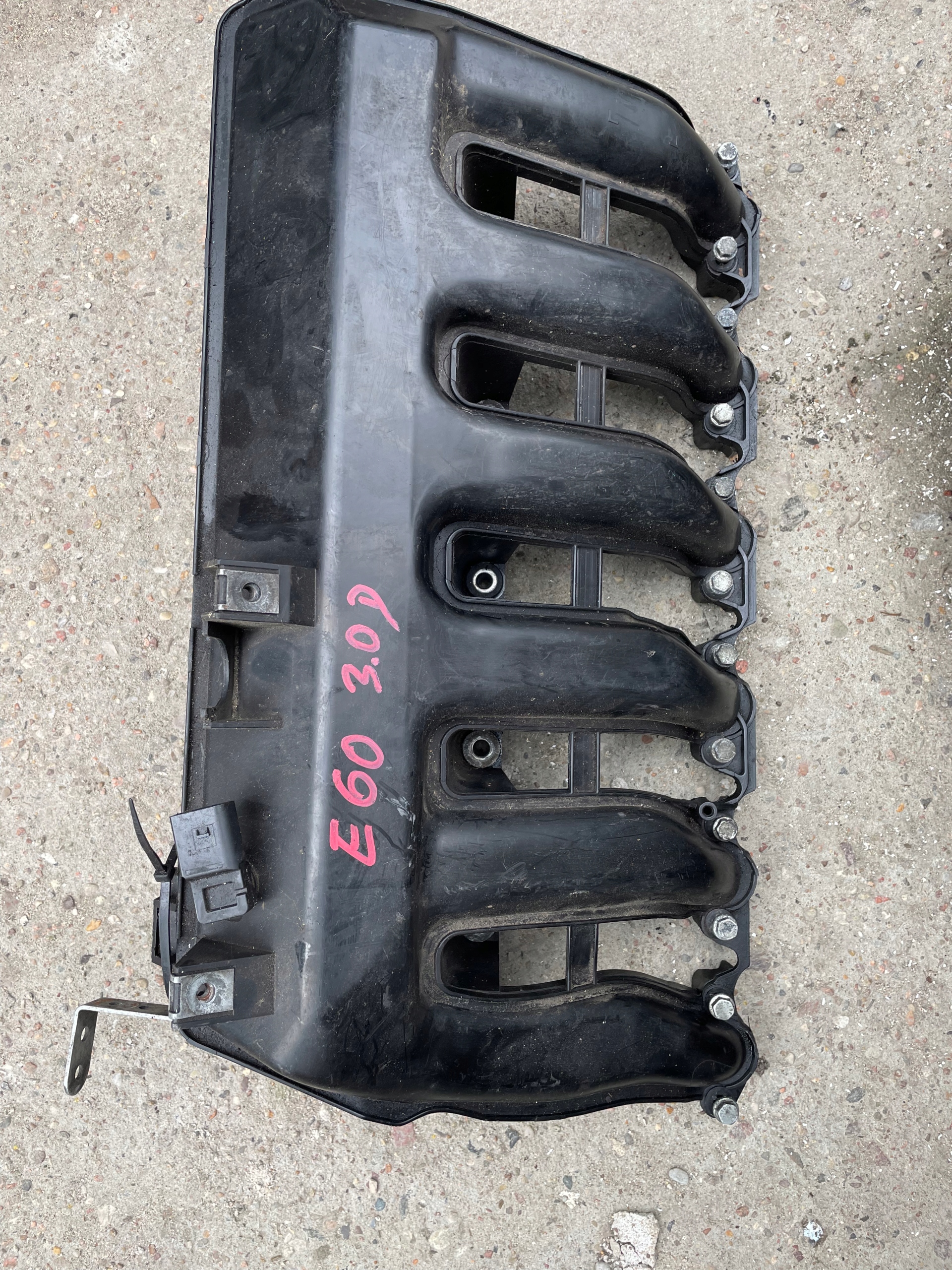 7790700 впускной коллектор Bmw 3.0 D закрылки