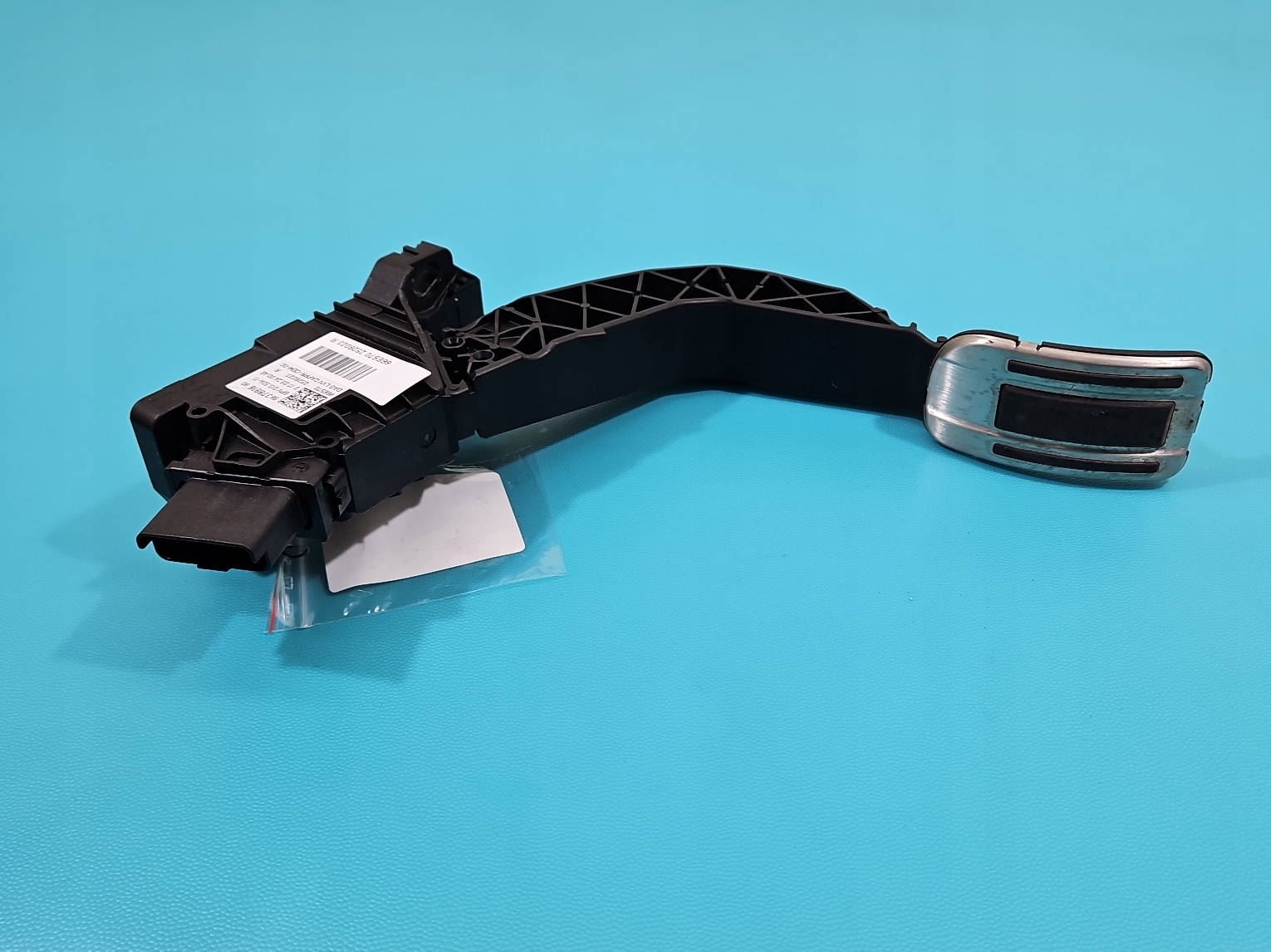 педаль газа потенциометр MOKKA b 2020 - 9837891880 1.2 T