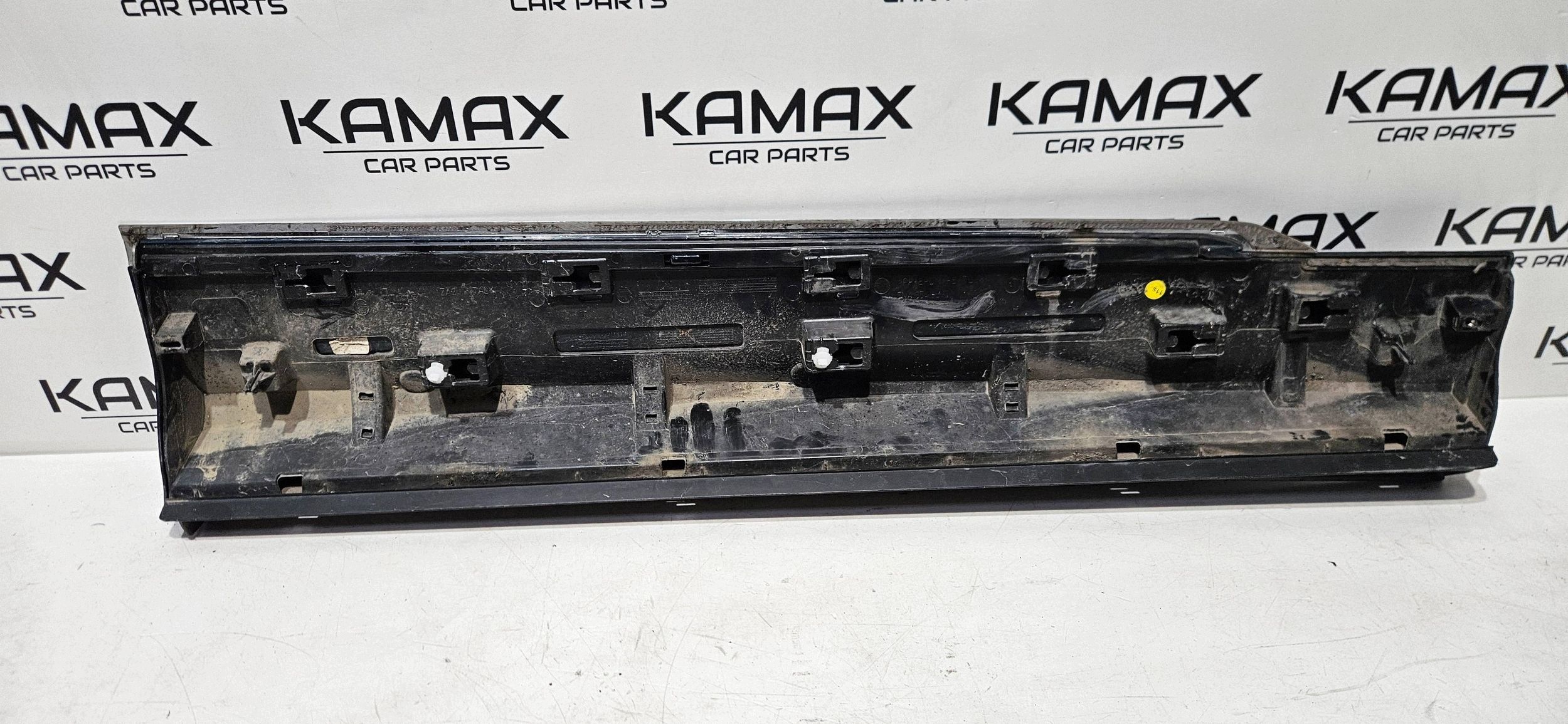 moulding door front right side Volkswagen Tiguan 5NA854939M