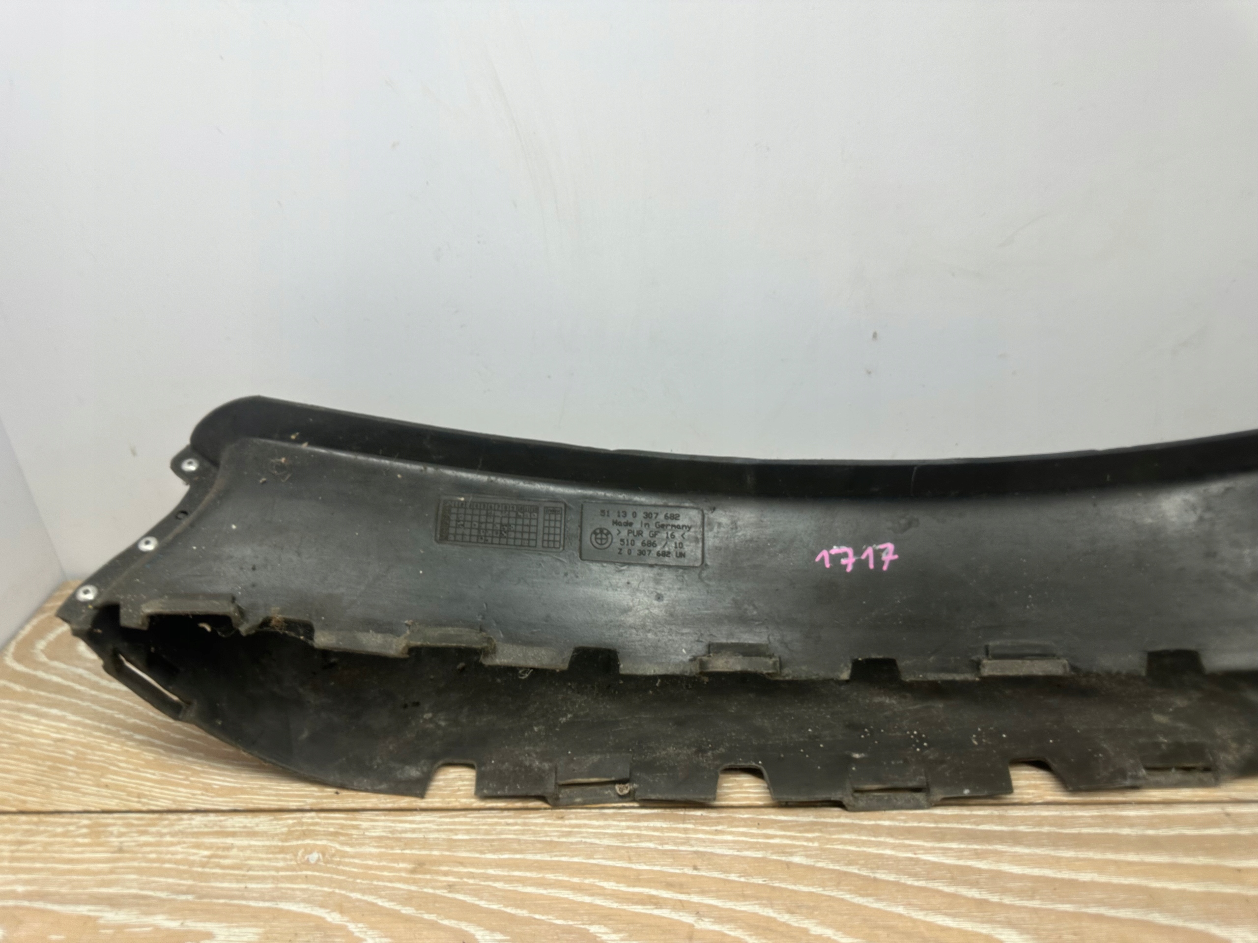 drain air steering wheel, BMW 1 E87 0307682