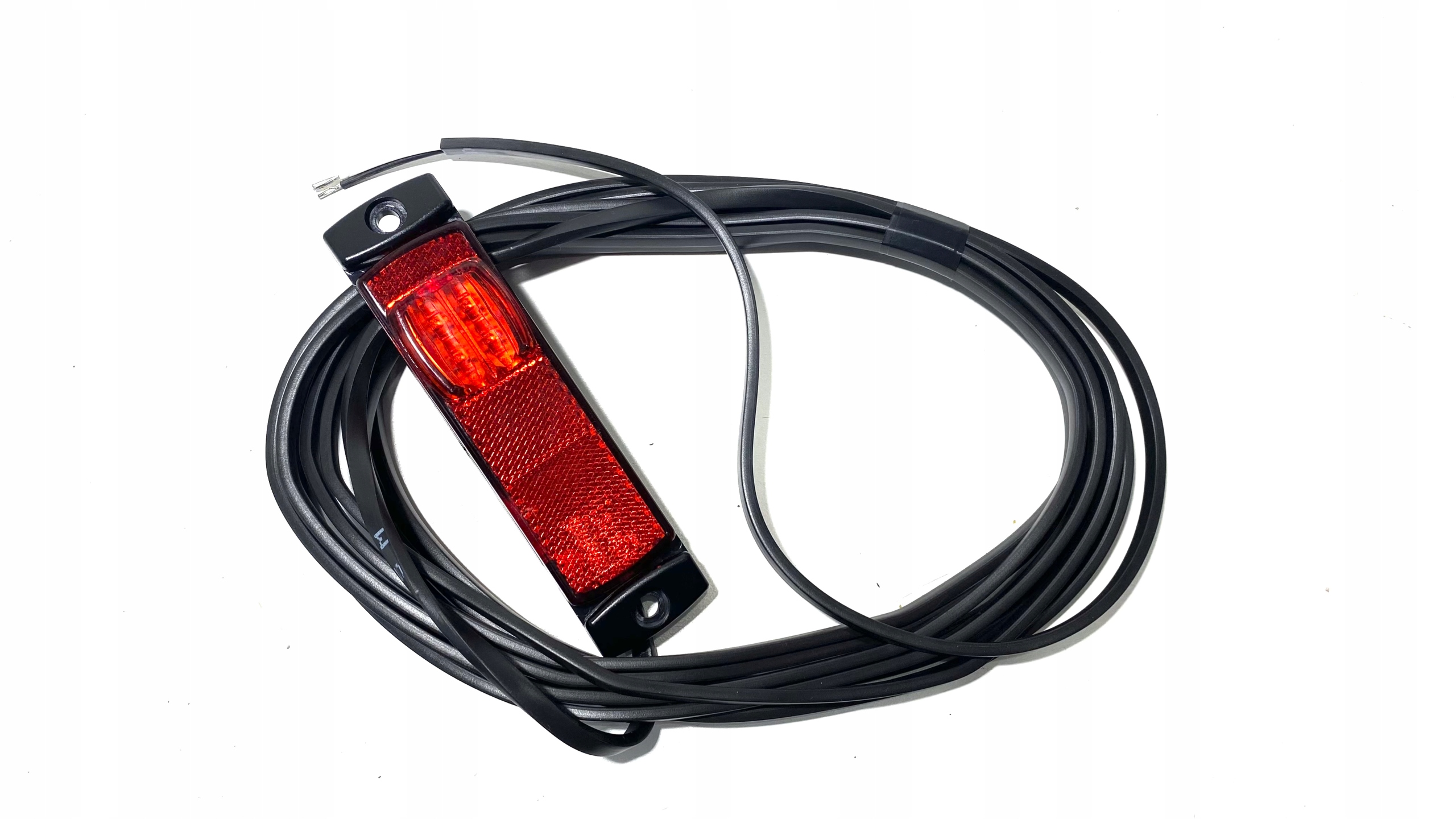 LAMPA OBRYSOWA RENAULT MASTER III 261B07941R