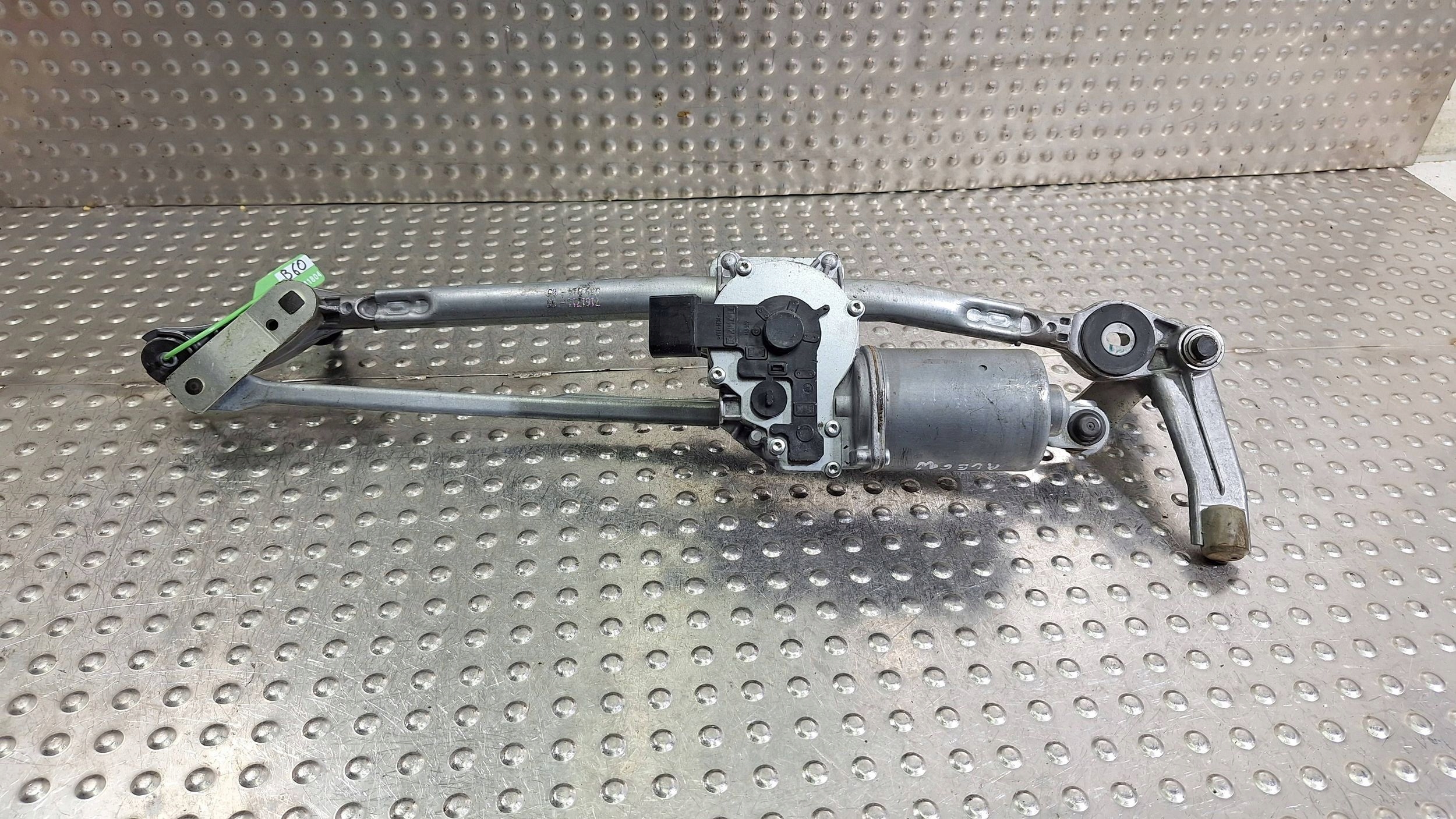 Gestänge Motor Wischer vorne 6978263 BMW 3 E90 E91 E92 E93 EUROPA