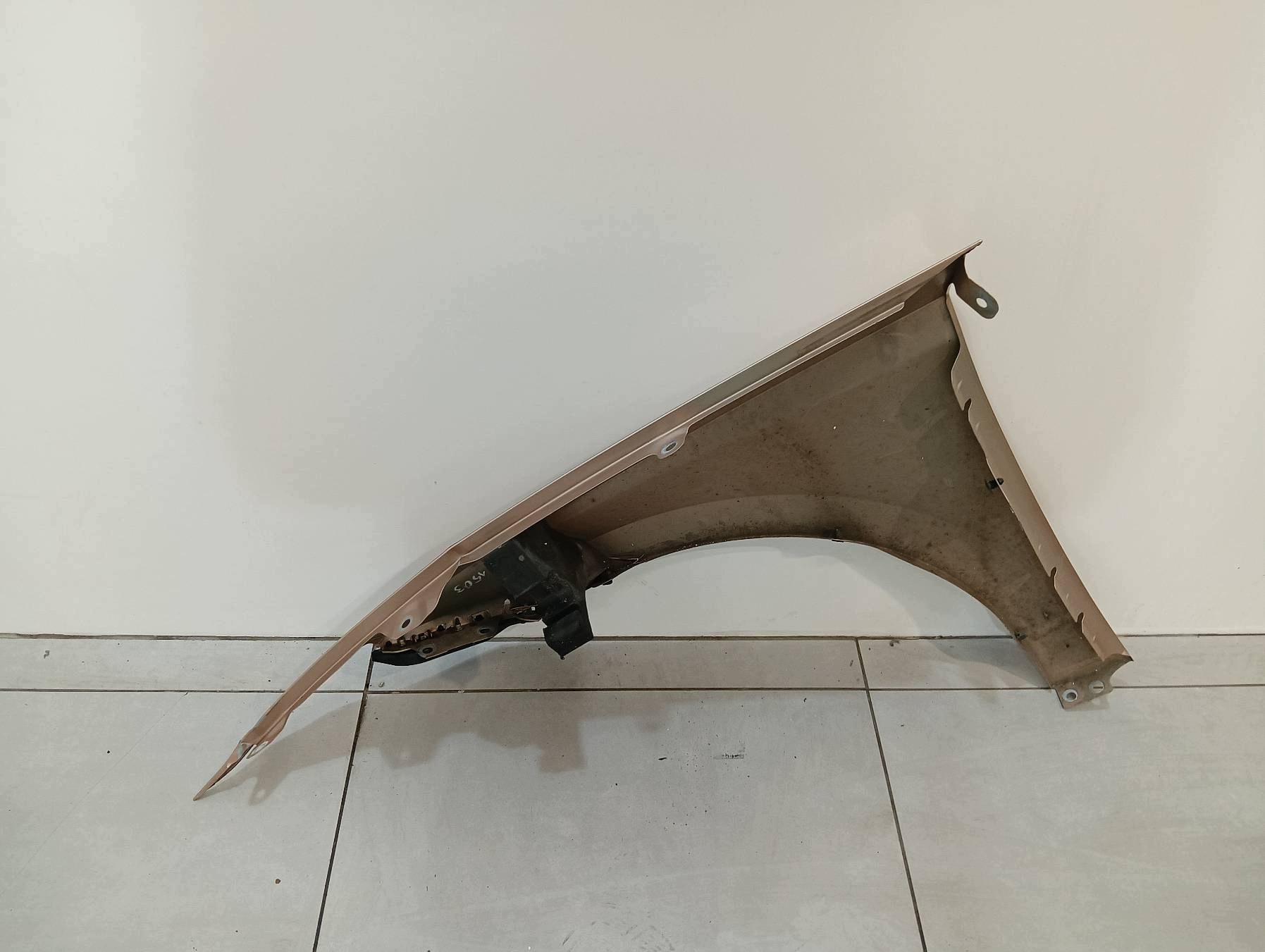 fender right front LS4Y damaged Seat Ibiza V (2017-)