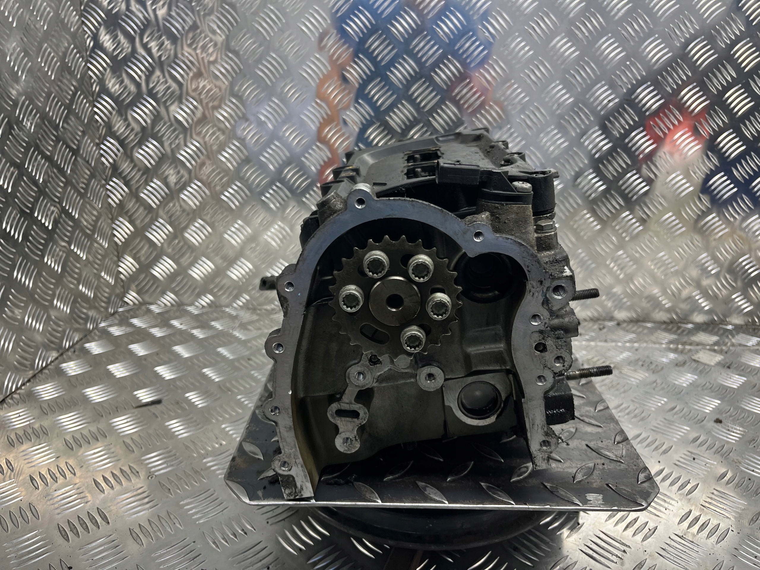 head. complete AUDI A6-C6 1059354AJ
