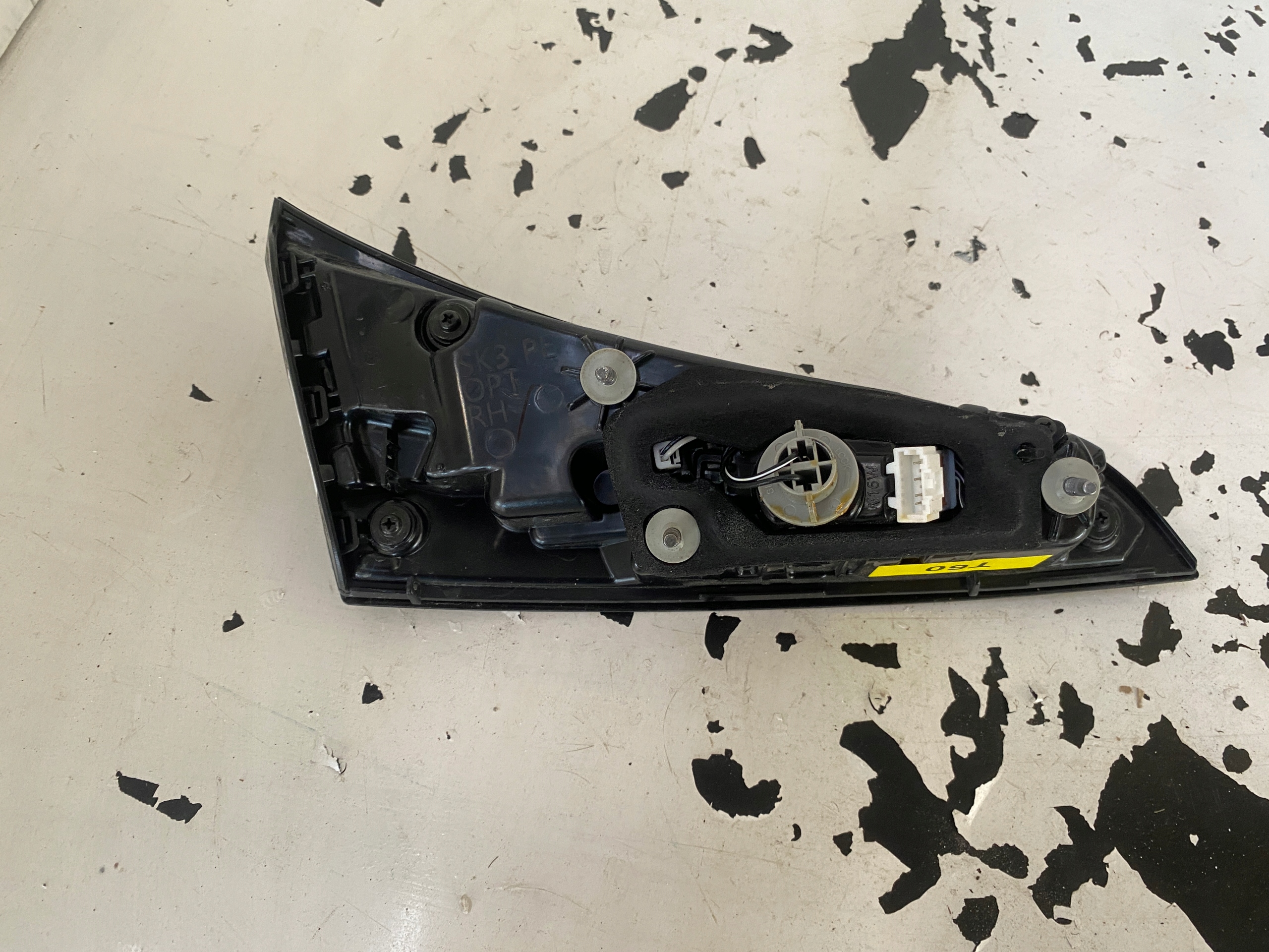 kia SOUL III фонарь правый крышке багажника led