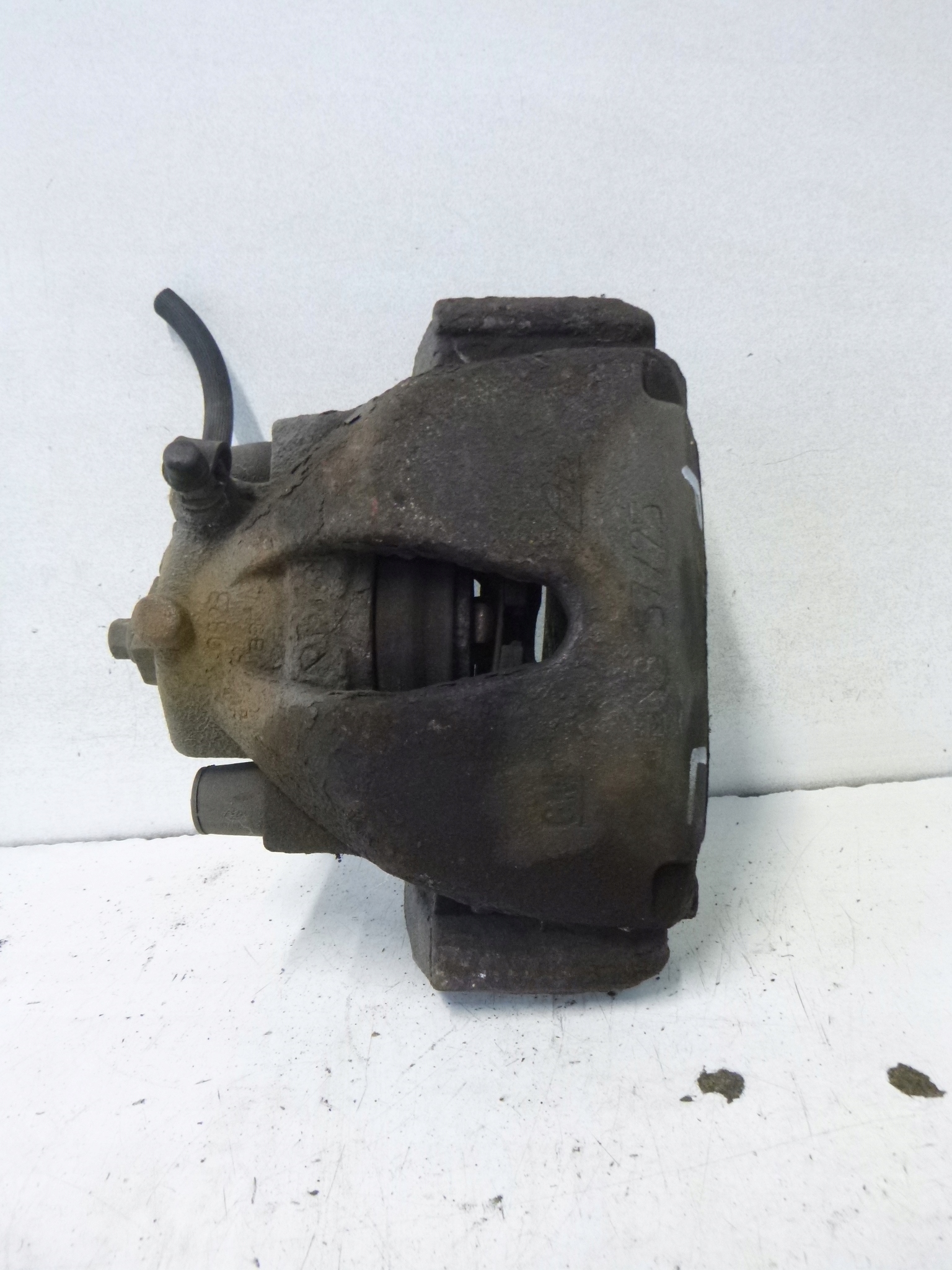 caliper brake front Opel Astra H 1.9 D KOMBI