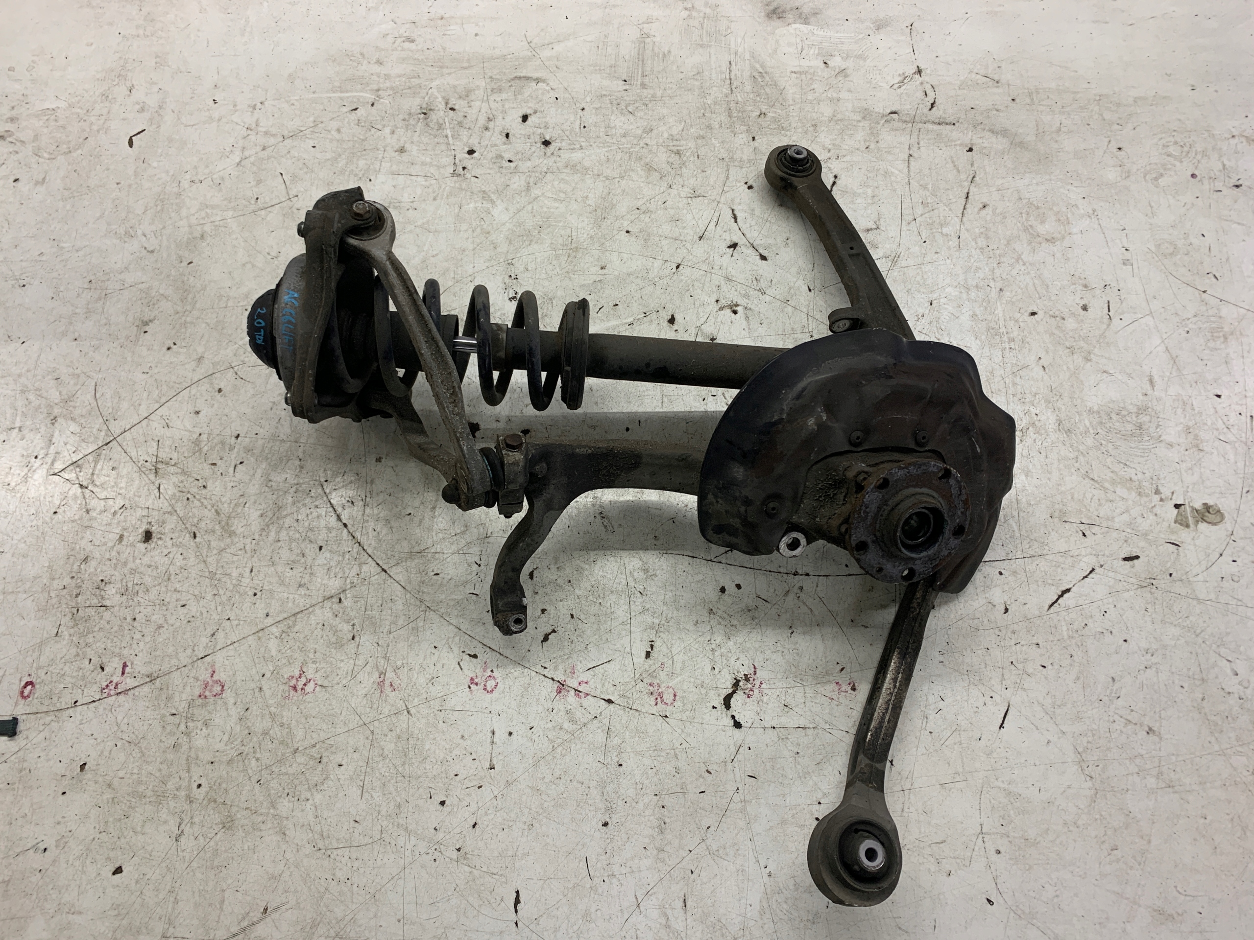 swing McPherson arm right AUDI A6 C6 LIFT (2004-2011) 2.0 TDI