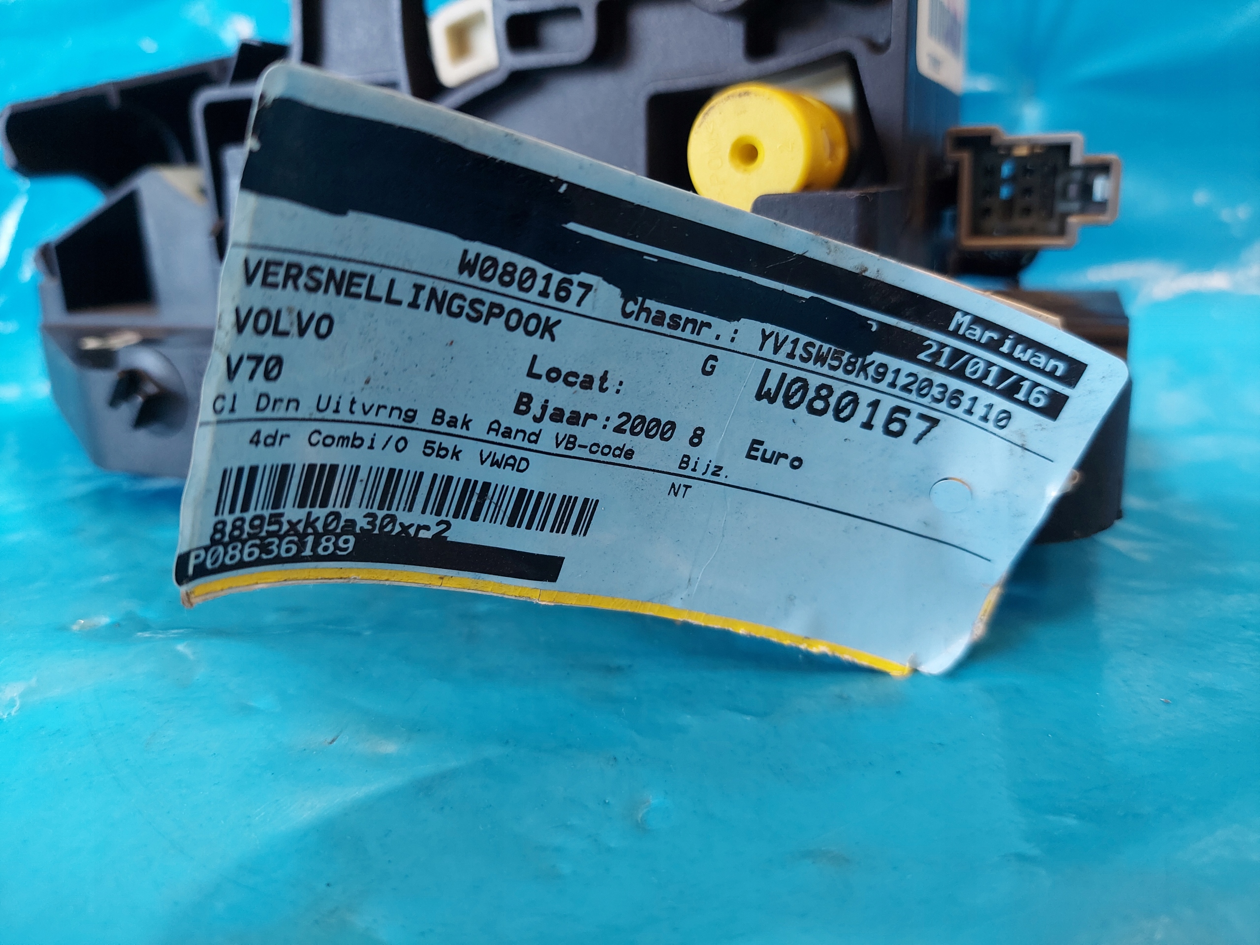 Leva del cambio ingranaggi AUTOMAT VOLVO V70 2000 R P08636189