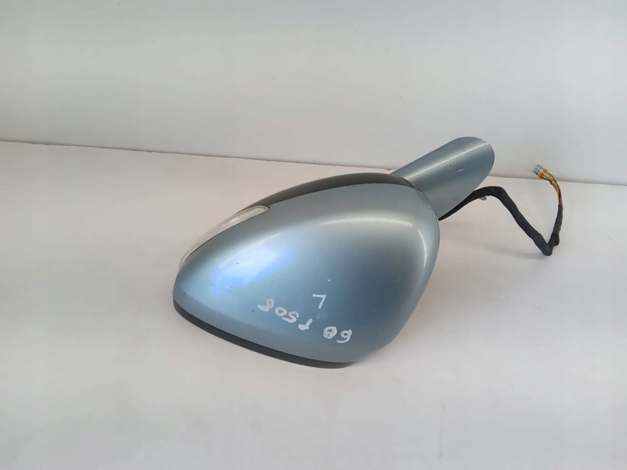 LUSTERKO LEWE DRZWI PEUGEOT 508