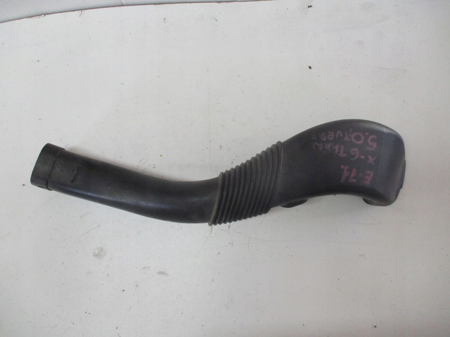 pipe hose intake air BMW 7577446
