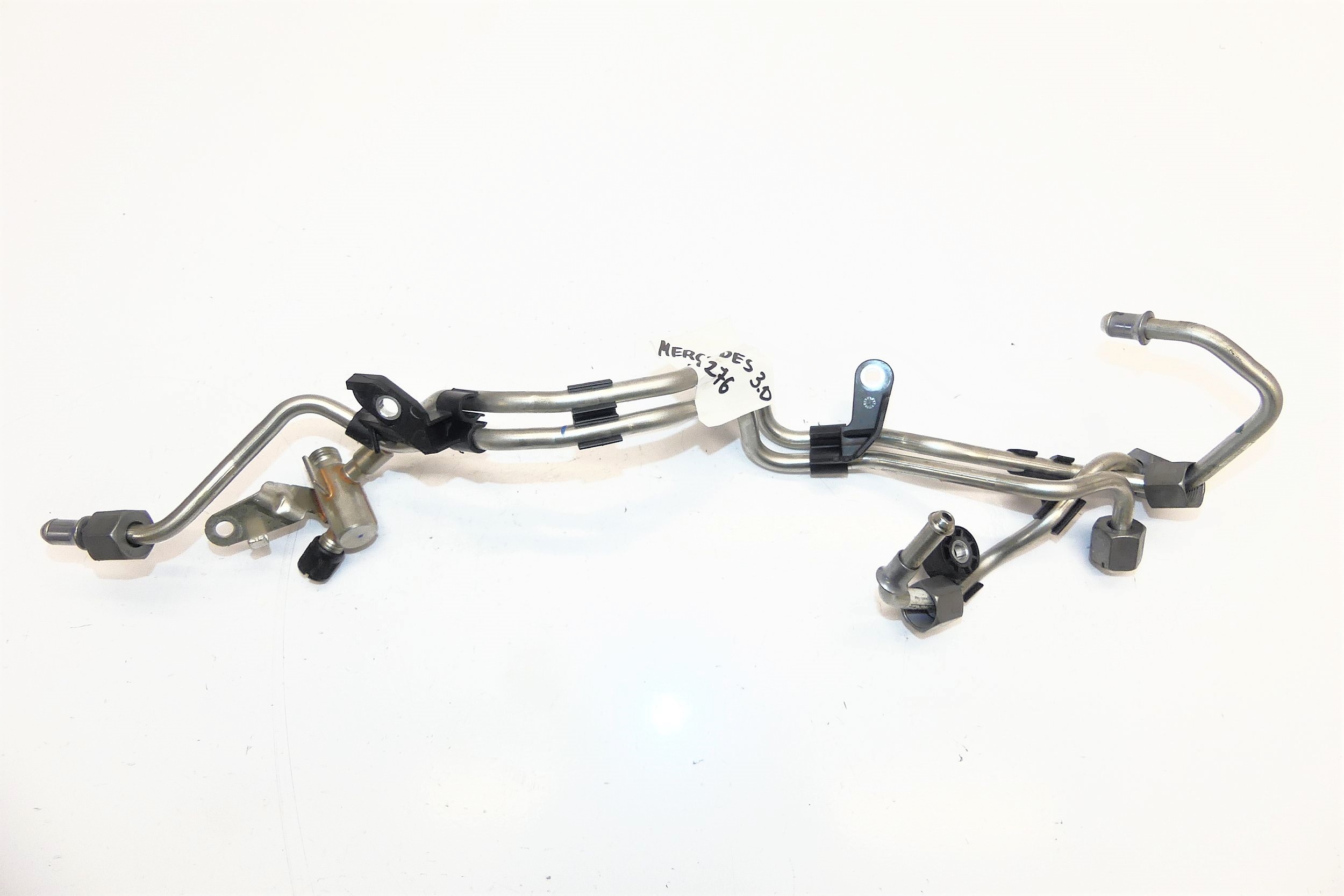 A2760782841 A2760782341 - MERCEDES W205 C43 AMG 3.0 BITURBO паливопроводи