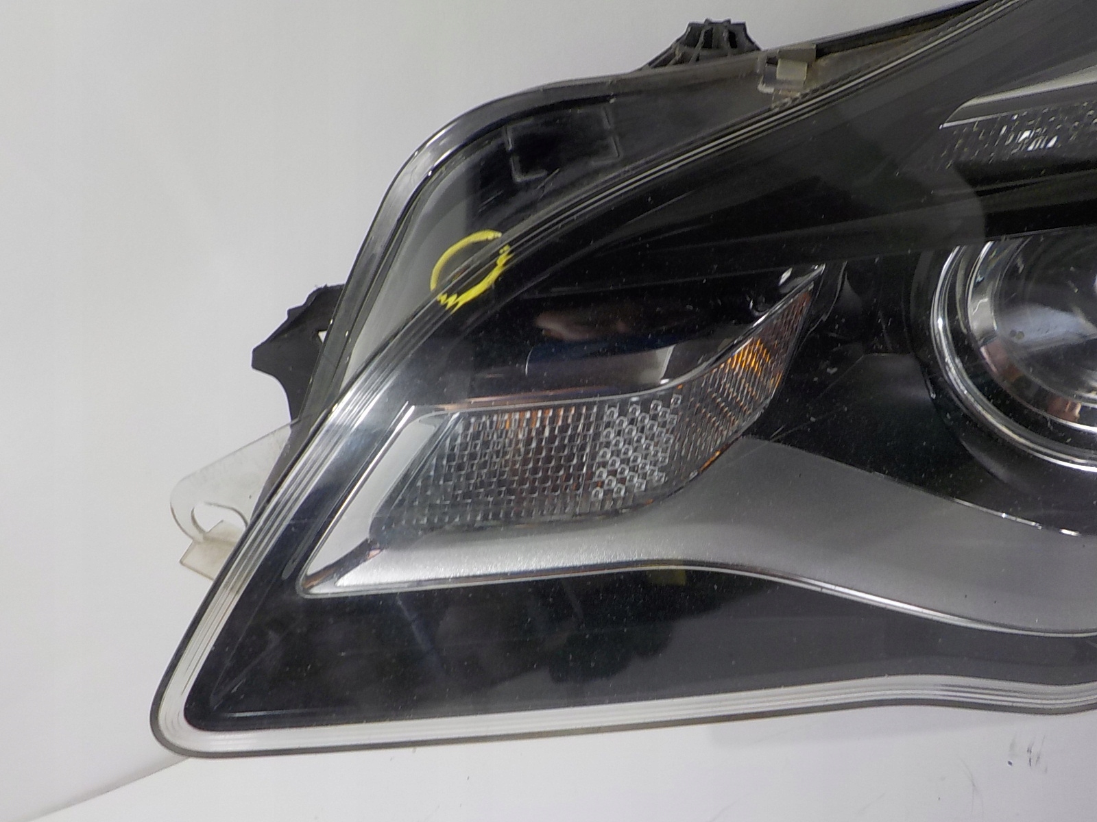 OPEL INSIGNIA A LIFT light left front front