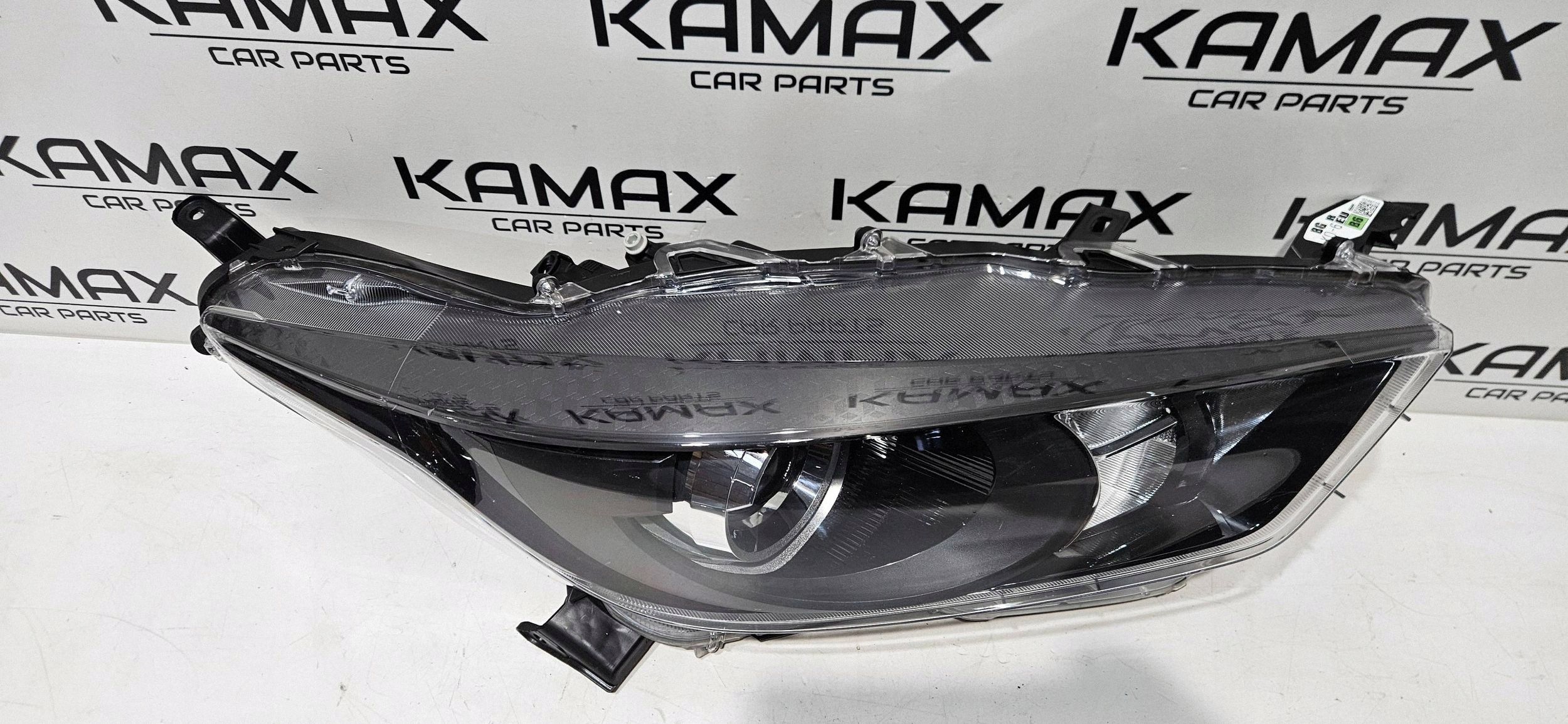 light right front lens TOYOTA YARIS IV 20- original KOITO K0-6EU