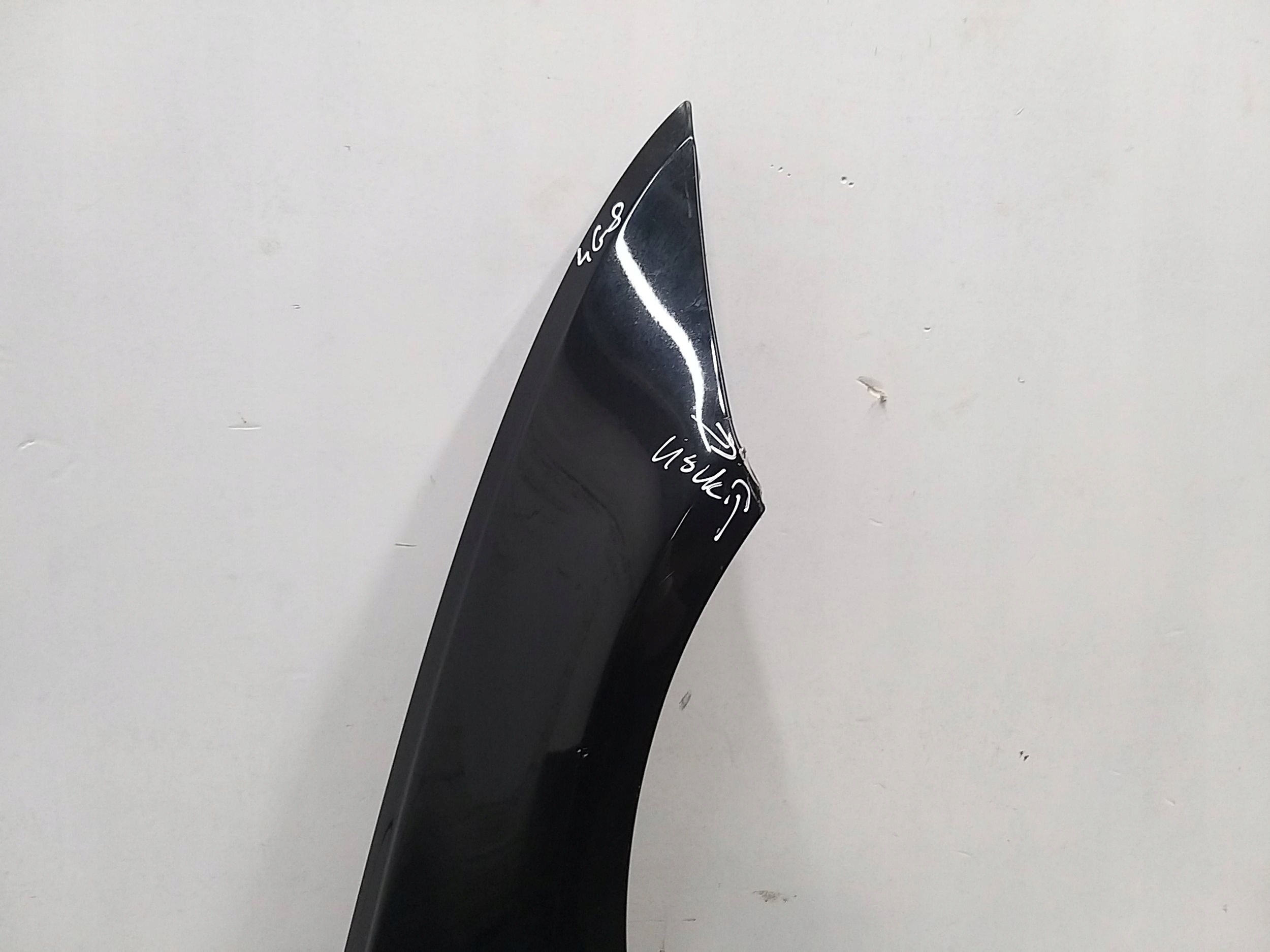 AUDI A7 S7 RS7 4G8 fender right front front damaged 11R