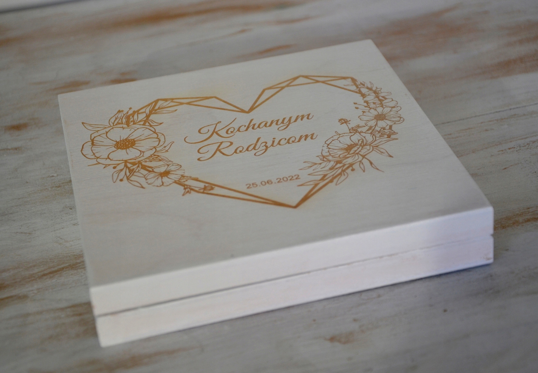 Zaproszenie ślubne dla rodziców w pudełku białe Zdobienie brak