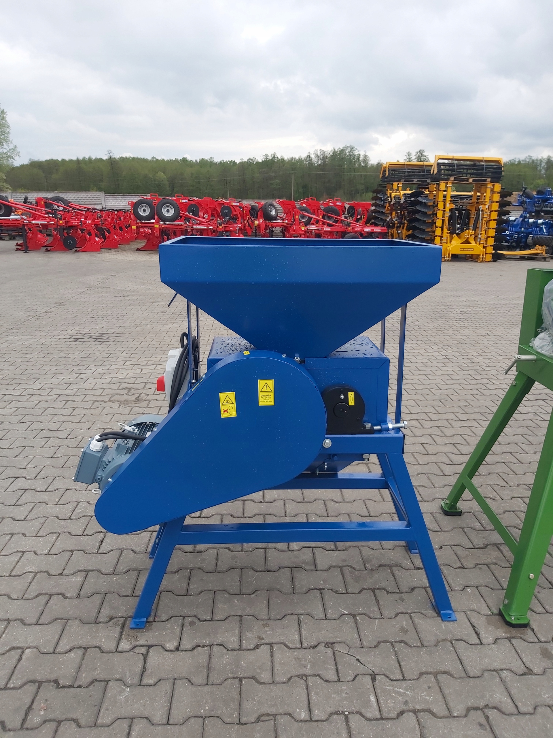 Gniotownik Zgniatacz Zboża MASZ-ROL T-300/300 5,5kW Producent części inny