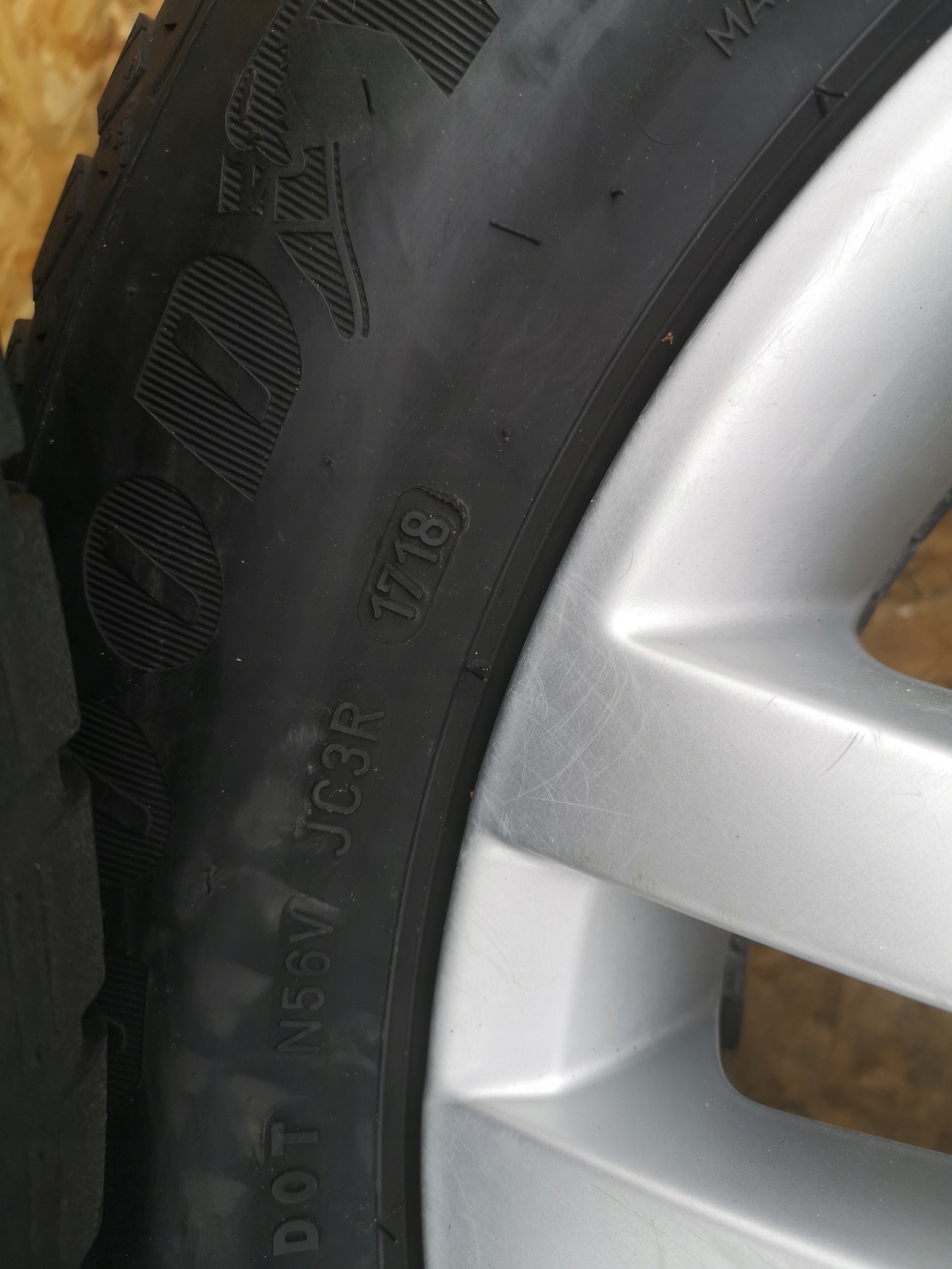 TIGUAN 5N ALU FELGI OPONY 215/65/16 KOŁA 16" Marka opon Dunlop