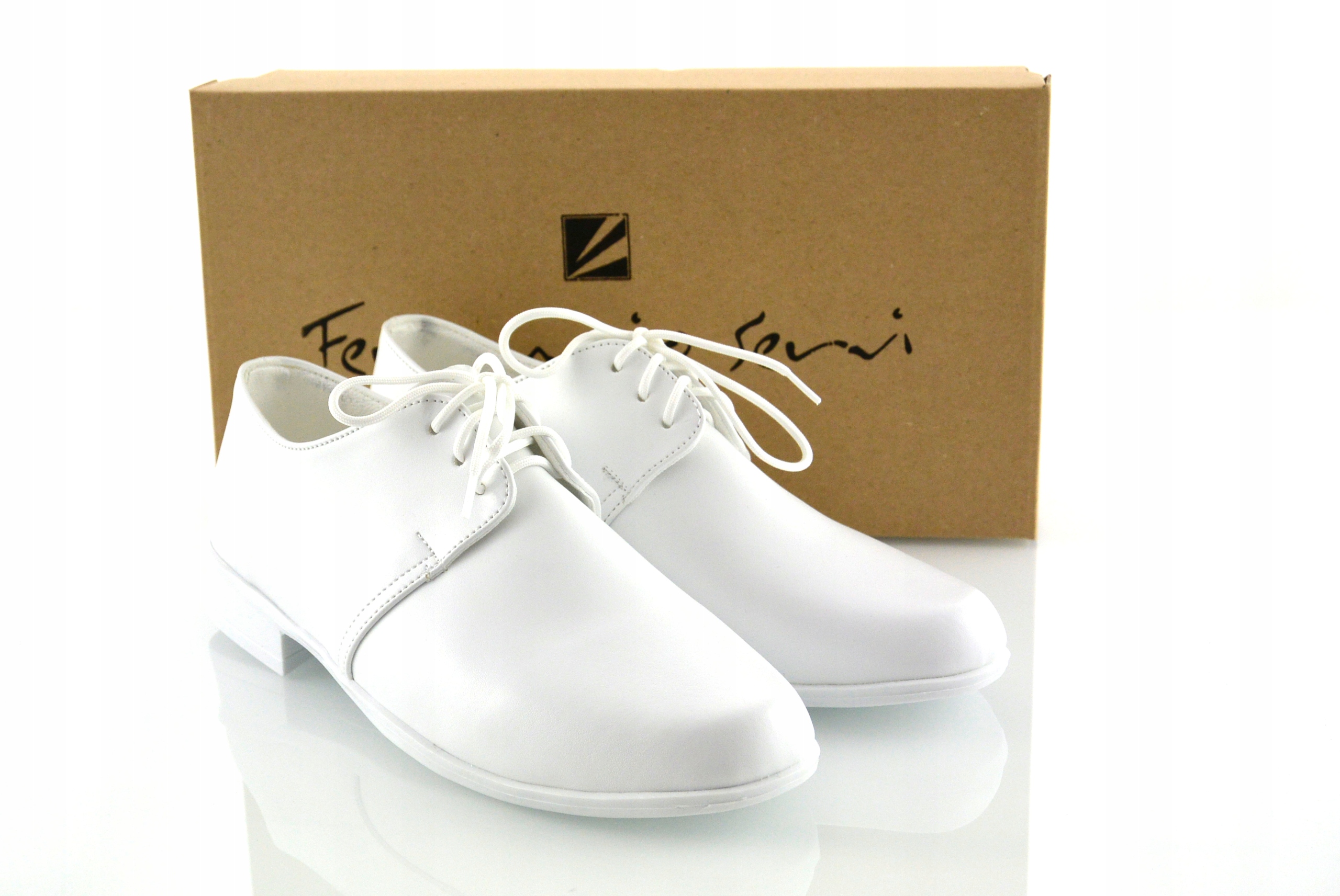 GŁADKIE BIAŁE CHŁOPIĘCE PÓŁBUTY KOMUNIJNE PL r34