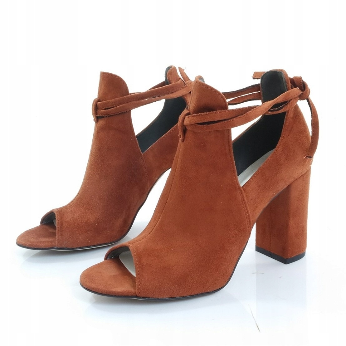 

Damskie Rude Zabudowane Sandały Zamsz 39