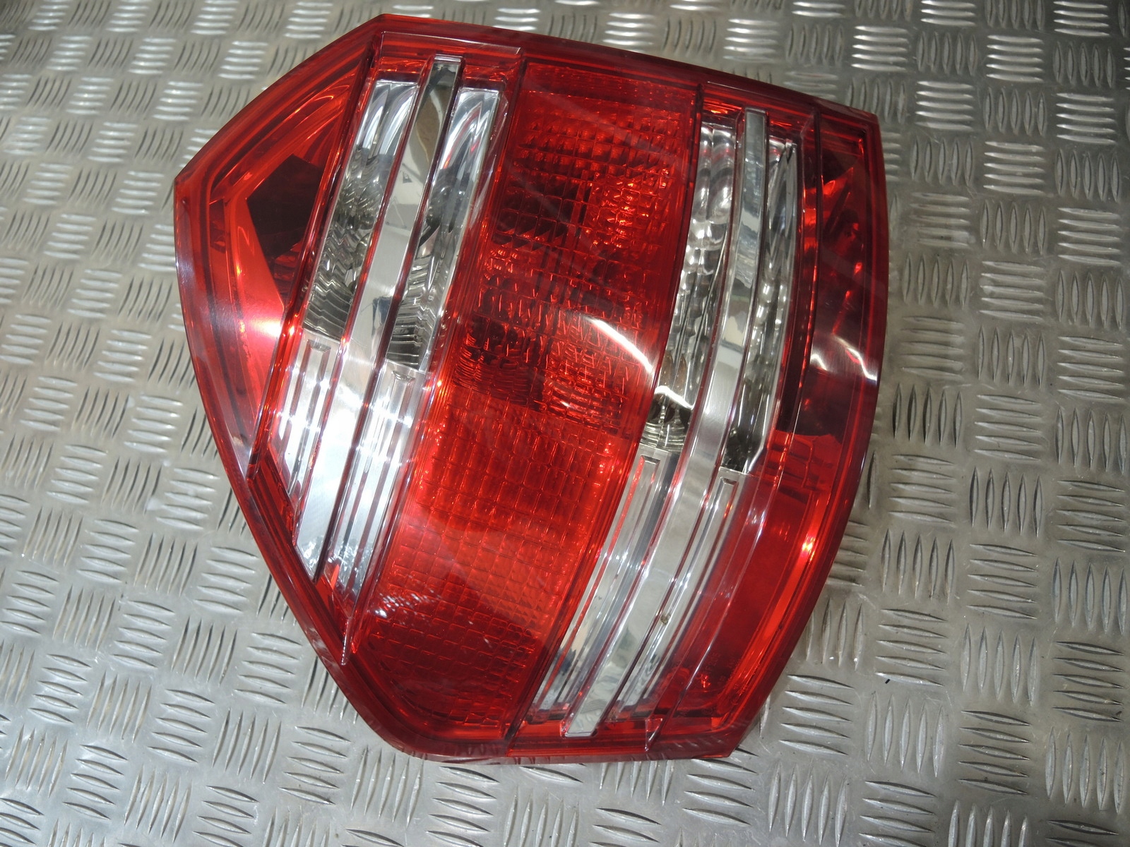 Mercedes-Benz GL-Klasse W164 Rückleuchte Rearlamp - Thumbnail 2