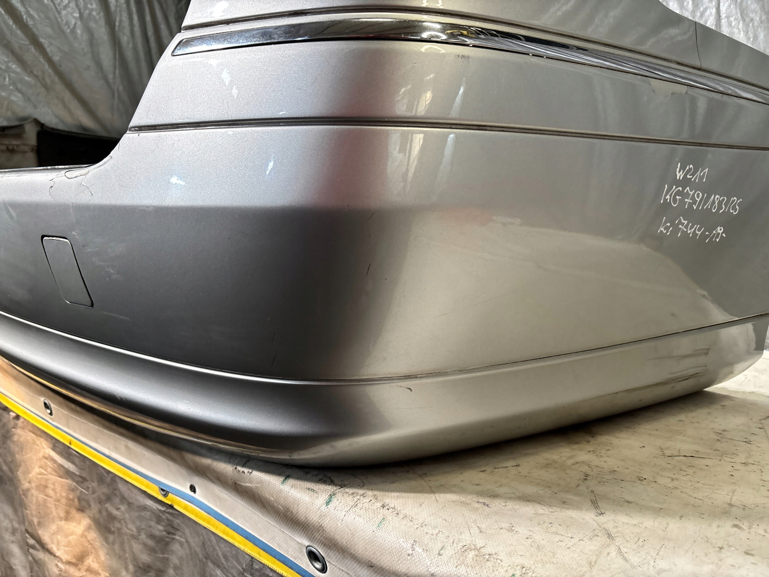 bumper rear Mercedes W211 kombi k: 744