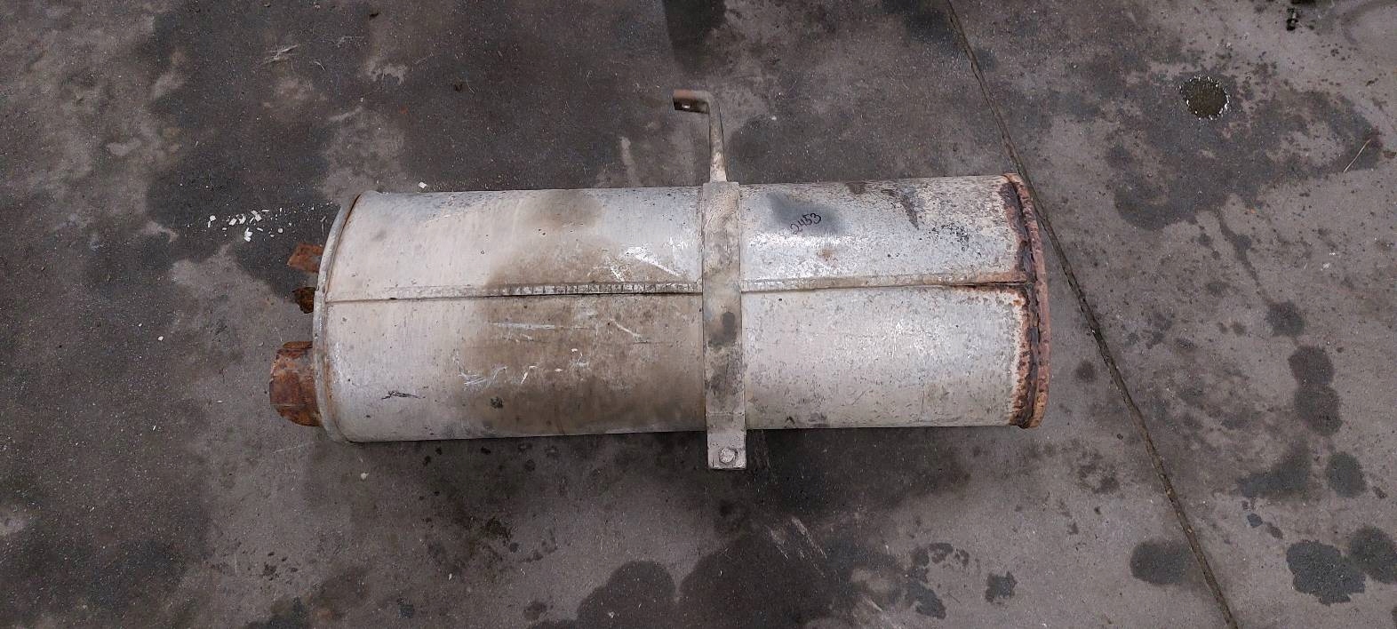 Dämpfer Endschalldämpfer Auspuff mitte MAN L2000 8.113 LC