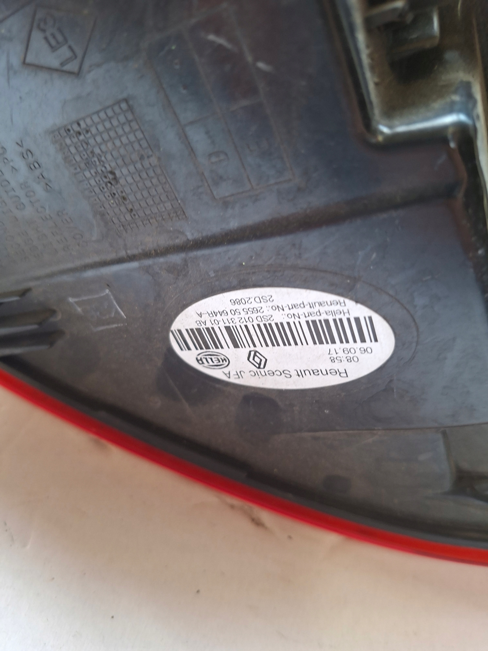 light rear part left RENAULT SCENIC IV 2SD2086