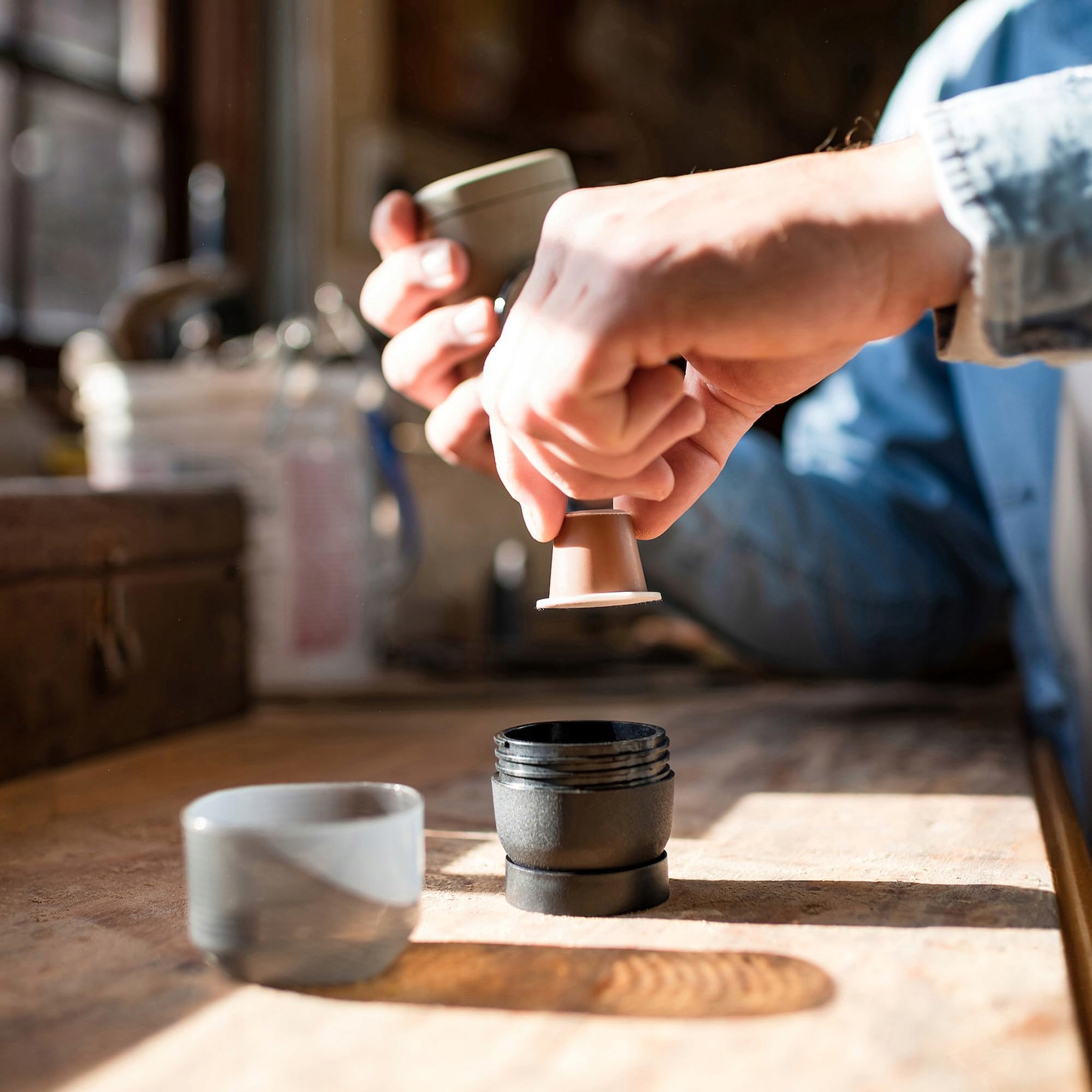 WACACO Minipresso NS2: Przenośna Ekspres Do Kawy z Kapsułkami Nespresso — miniatura 3