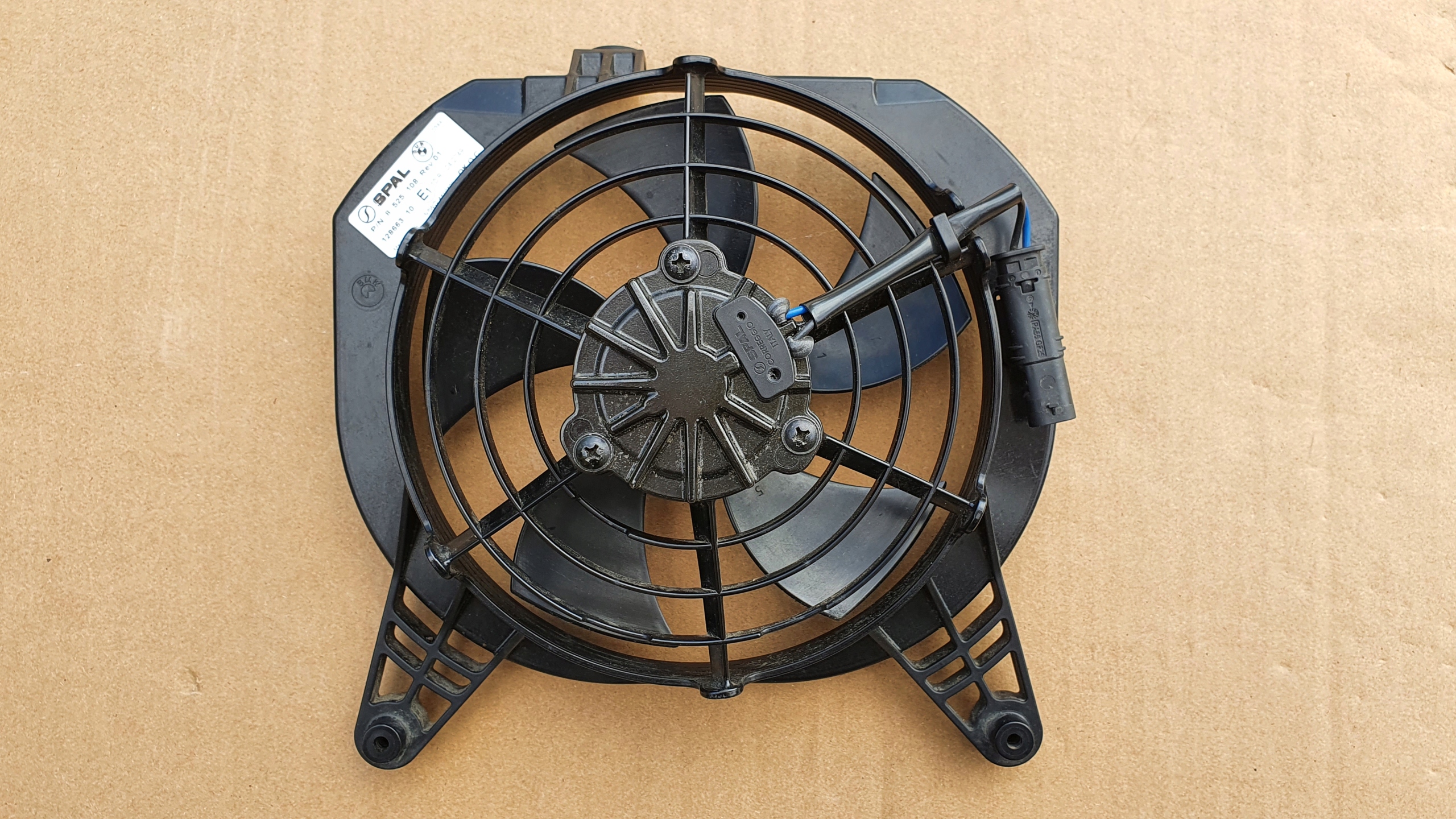 BMW RS 1200 K54 - вентилятор радиатора