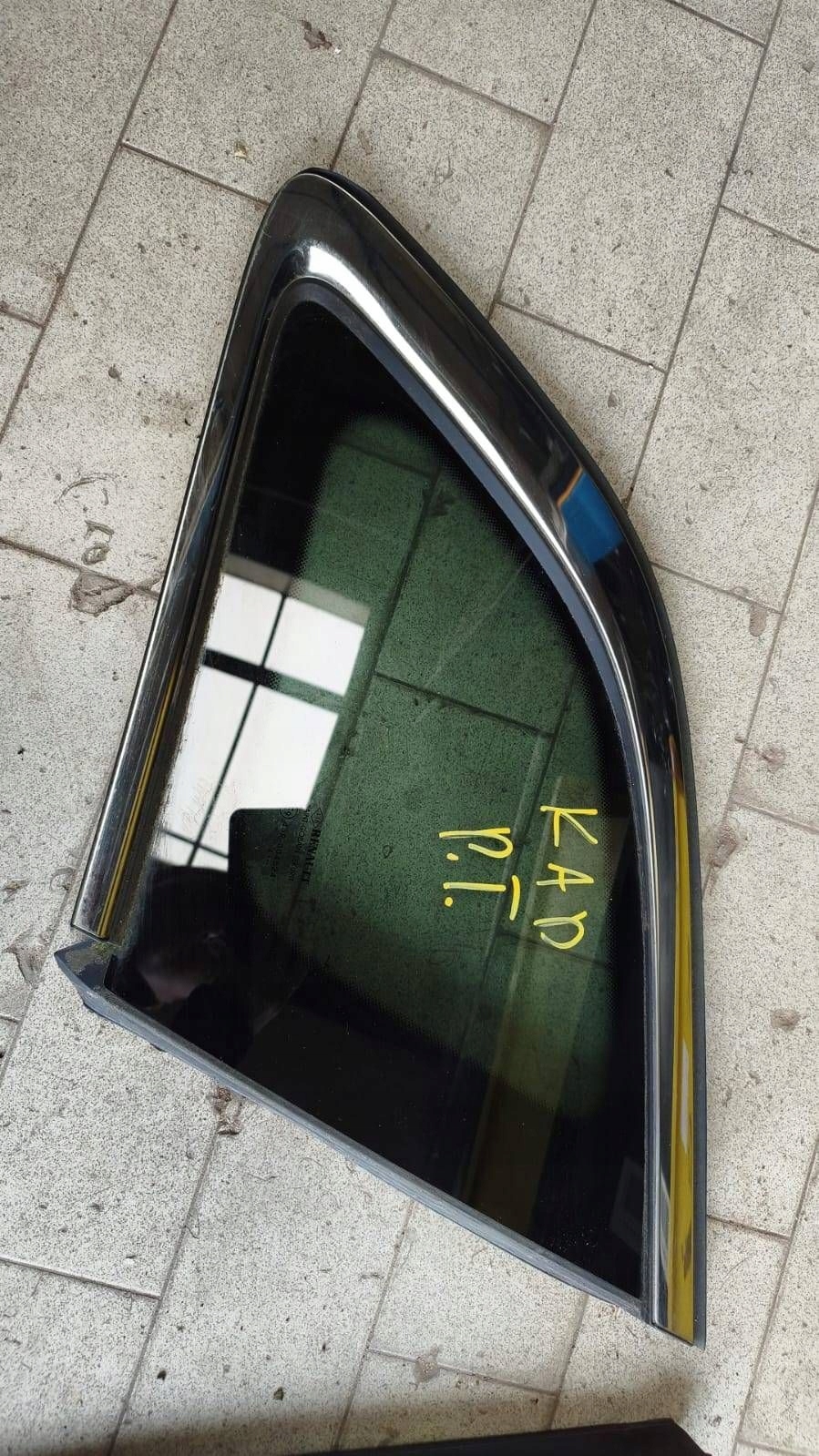 window side rear bodywork side right Renault Kadjar