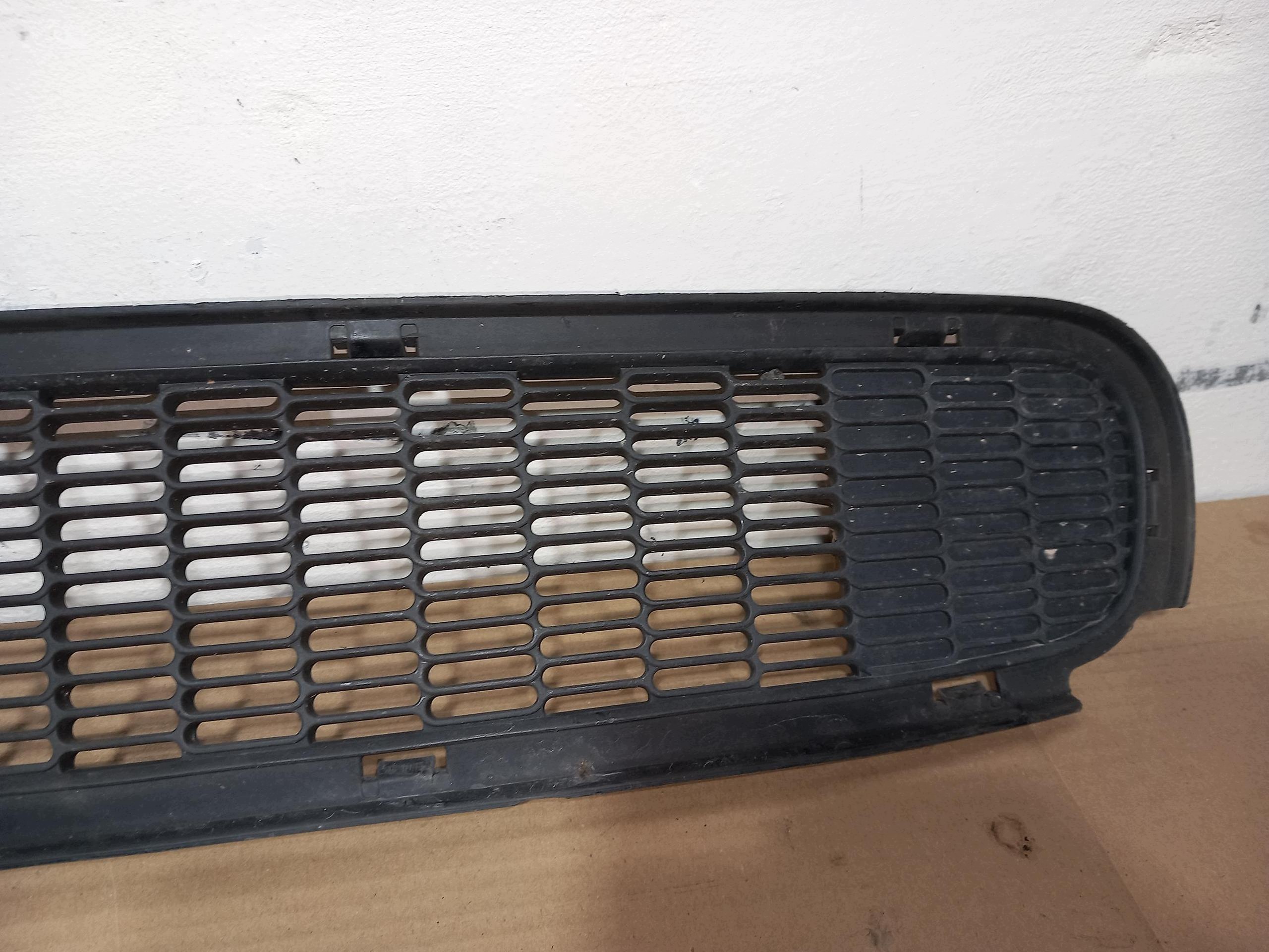 grid central of a bumper front MINI COOPER R56 2751285 06-10