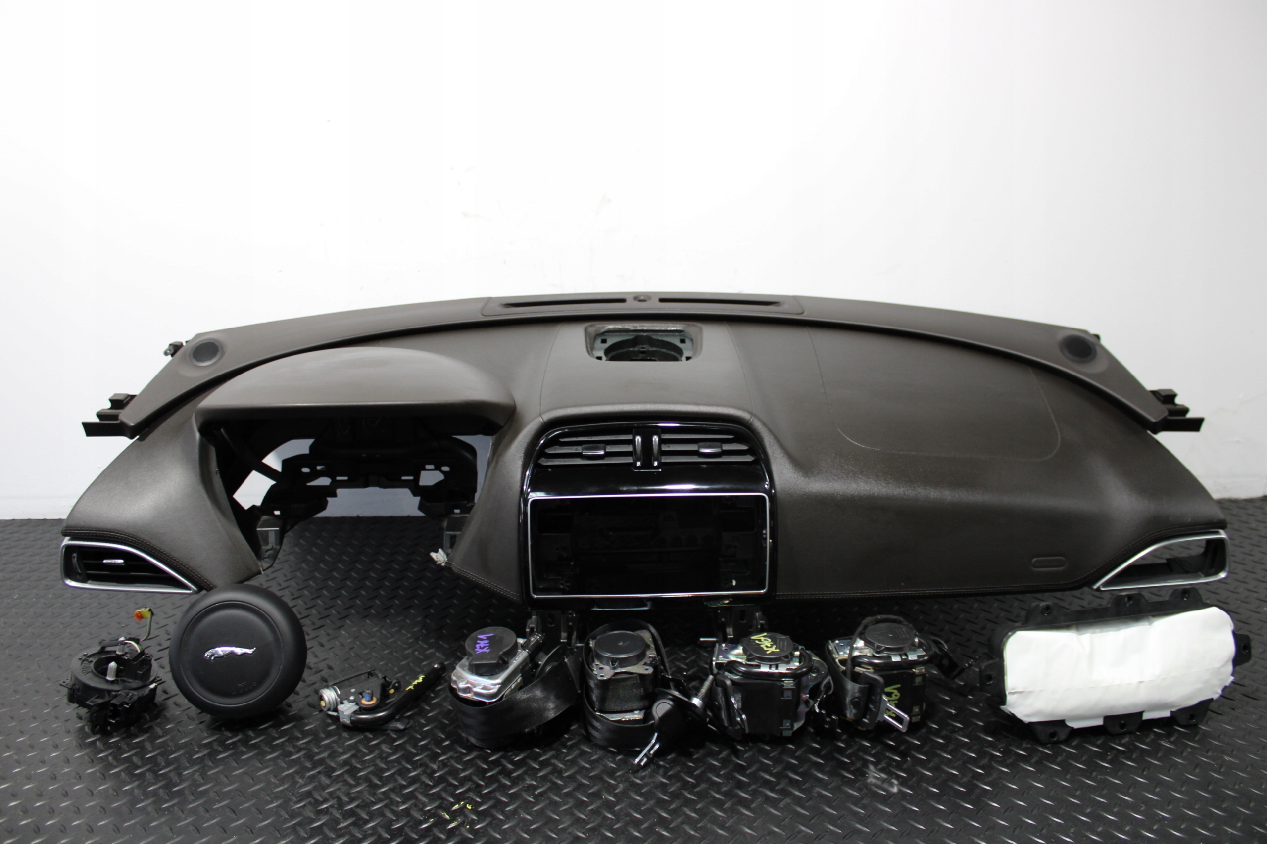 dashboard console airbag airbags BRAZOWA JAGUAR F-PACE X761