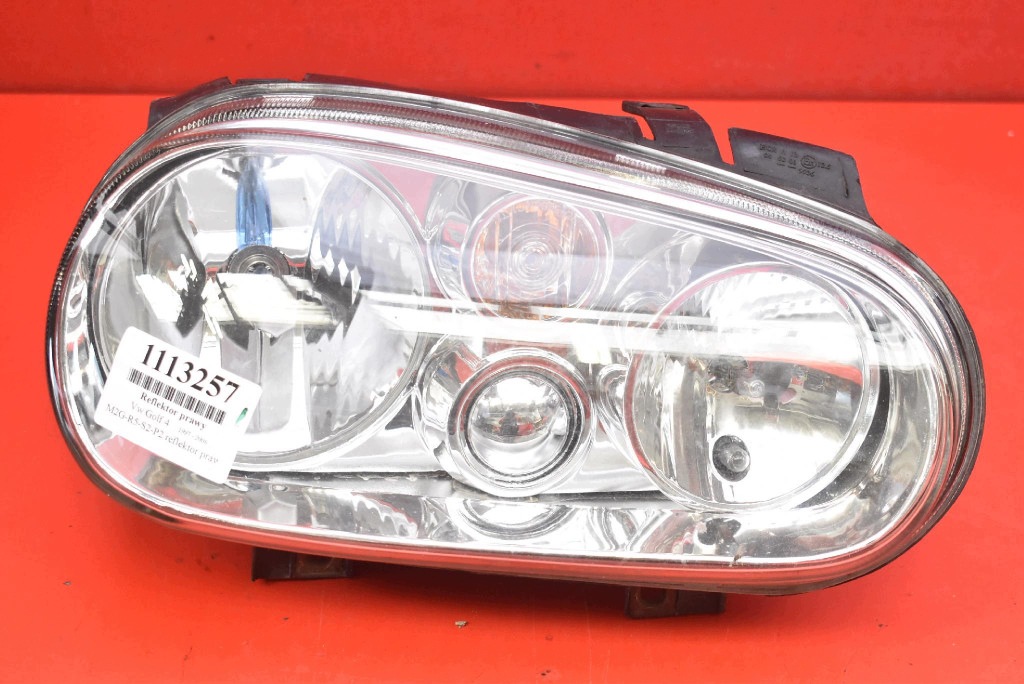 REFLEKTOR right light front EU VW GOLF 4 IV 97-06