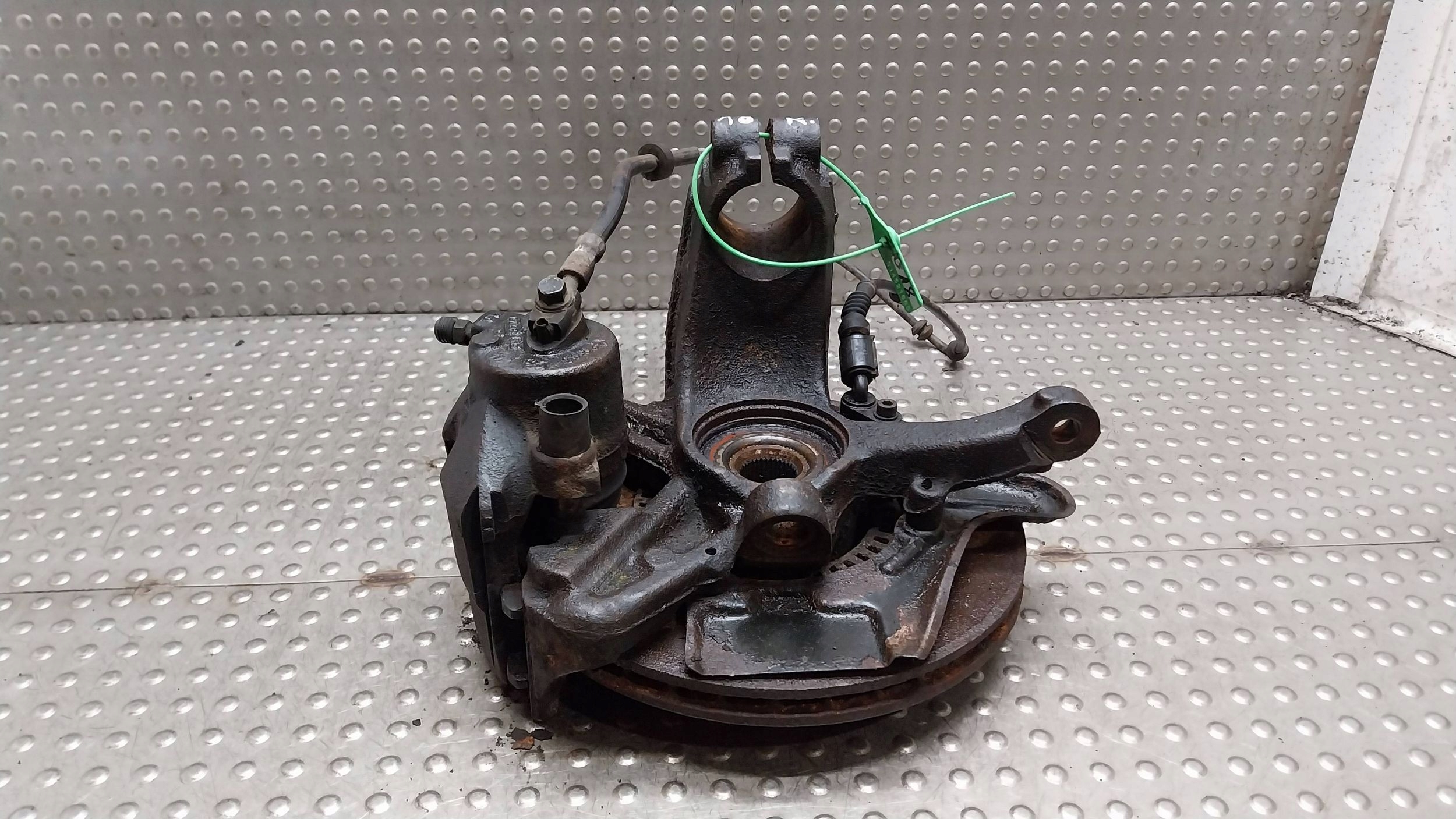 Mozzo FUSELLO Destra Anteriore 1J0407256H VW GOLF IV A3 8L OCTAVIA e LEON e 1.6B