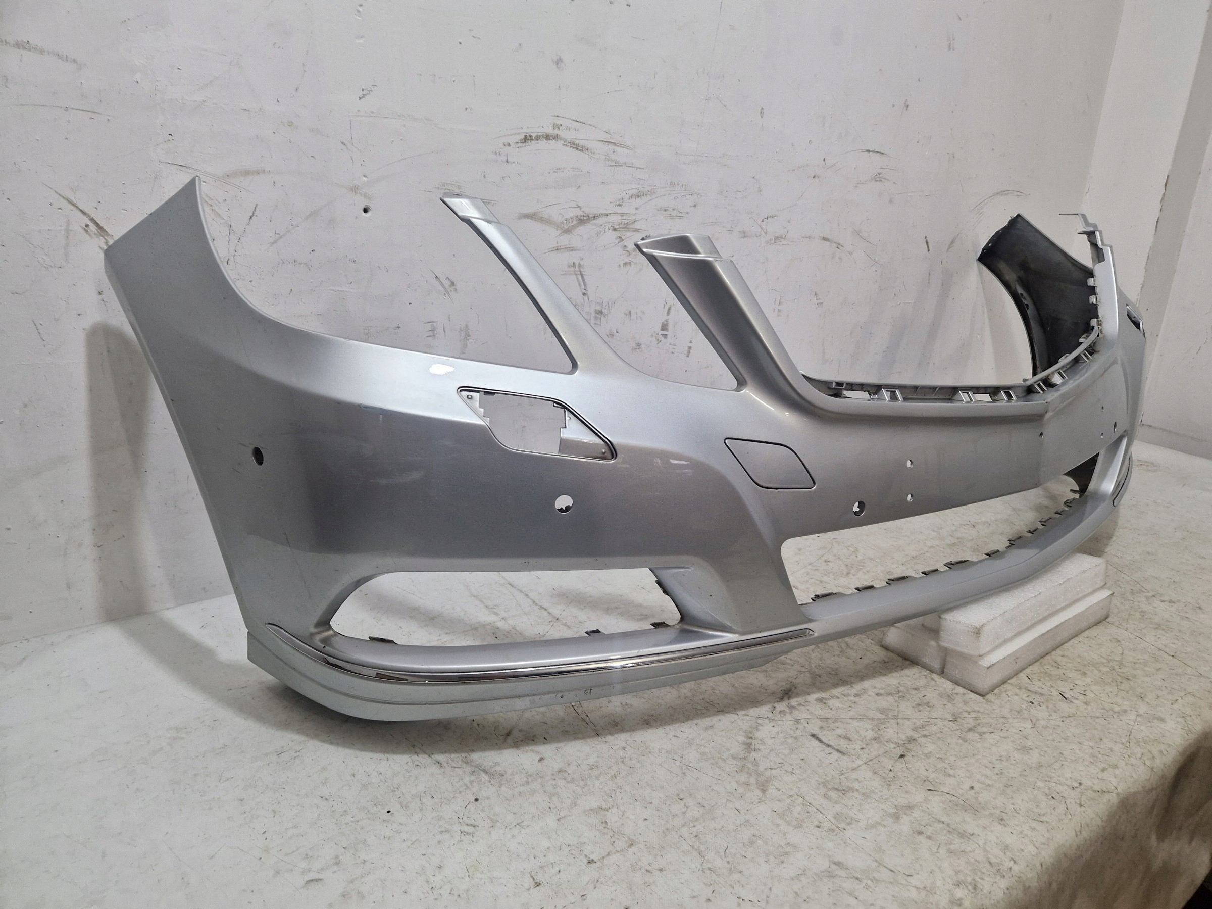 MERCEDES E-KLASA W 212 2009- 13 front bumper front A2128850025 OE