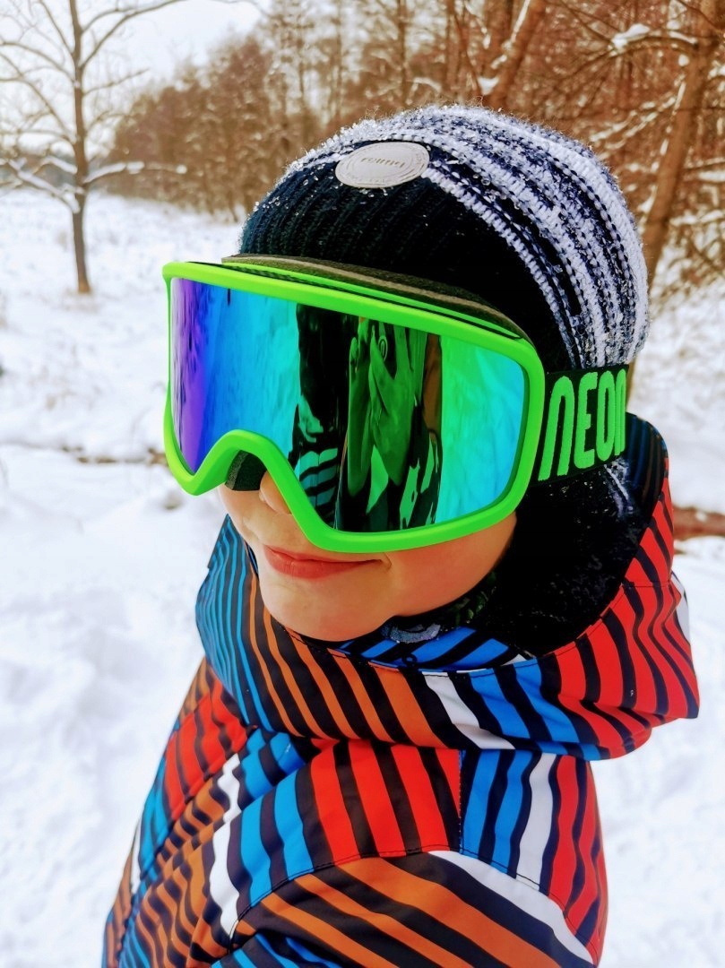 GOGLE NEON JOLLY BLUE ROYAL/ WHITE SZYBA BLUE CAT3 Kolor dominujący odcienie niebieskiego