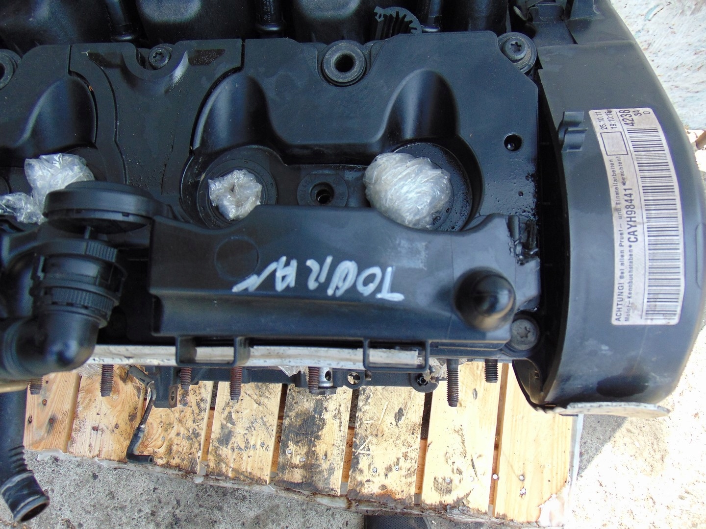 двигатель без навесного vw TOURAN 2010-2015 и другие 1.6 tdi 169 тыс. км.