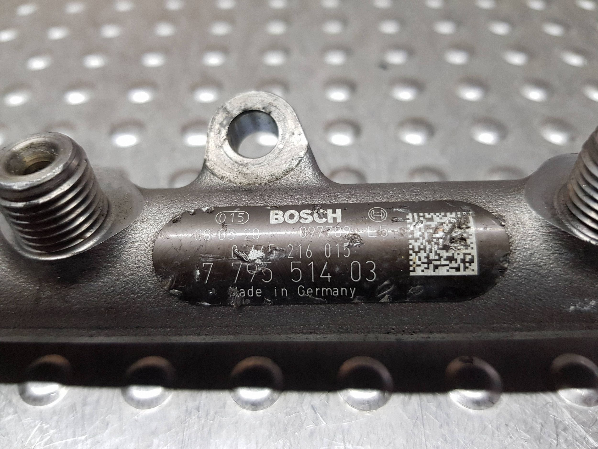 injection ramp sensors 7795514 BMW E60 E61 E65 E70 E87 E90 3.0 D M57N2