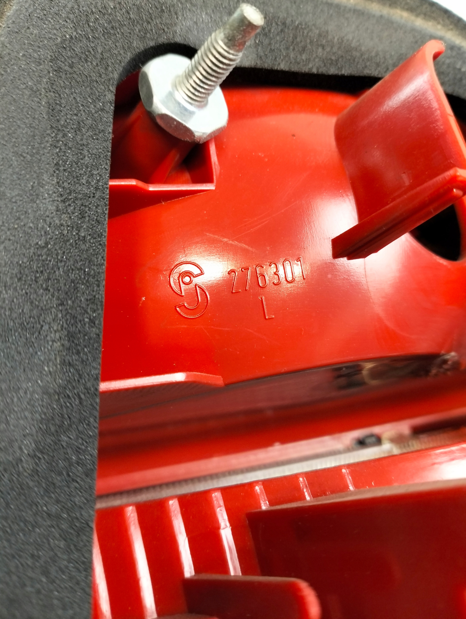 light rear left BMW E90 2.0D 2007r ANGLIK OE 276301