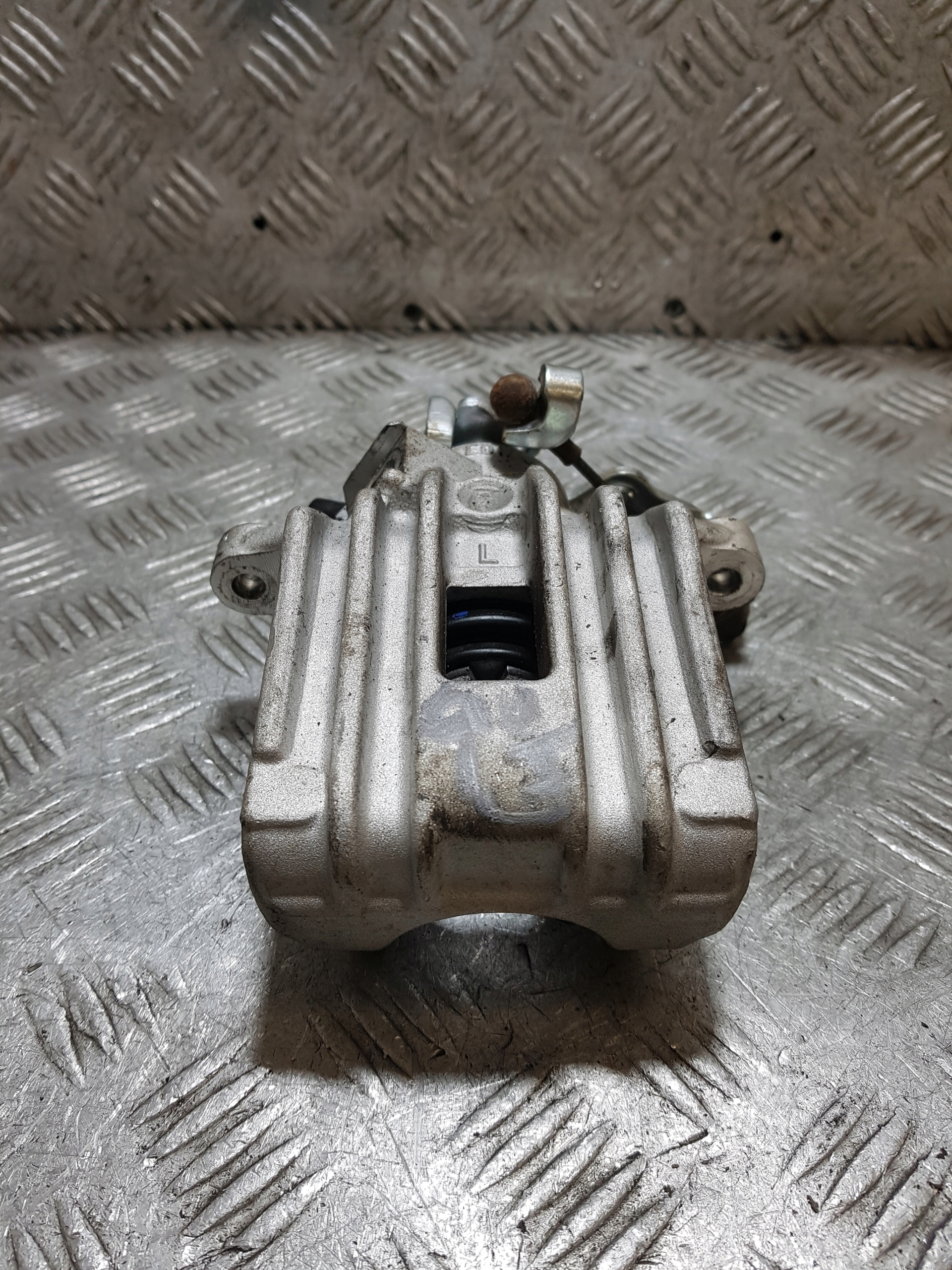 caliper brake left rear part rear VOLKSWAGEN GOLF 4