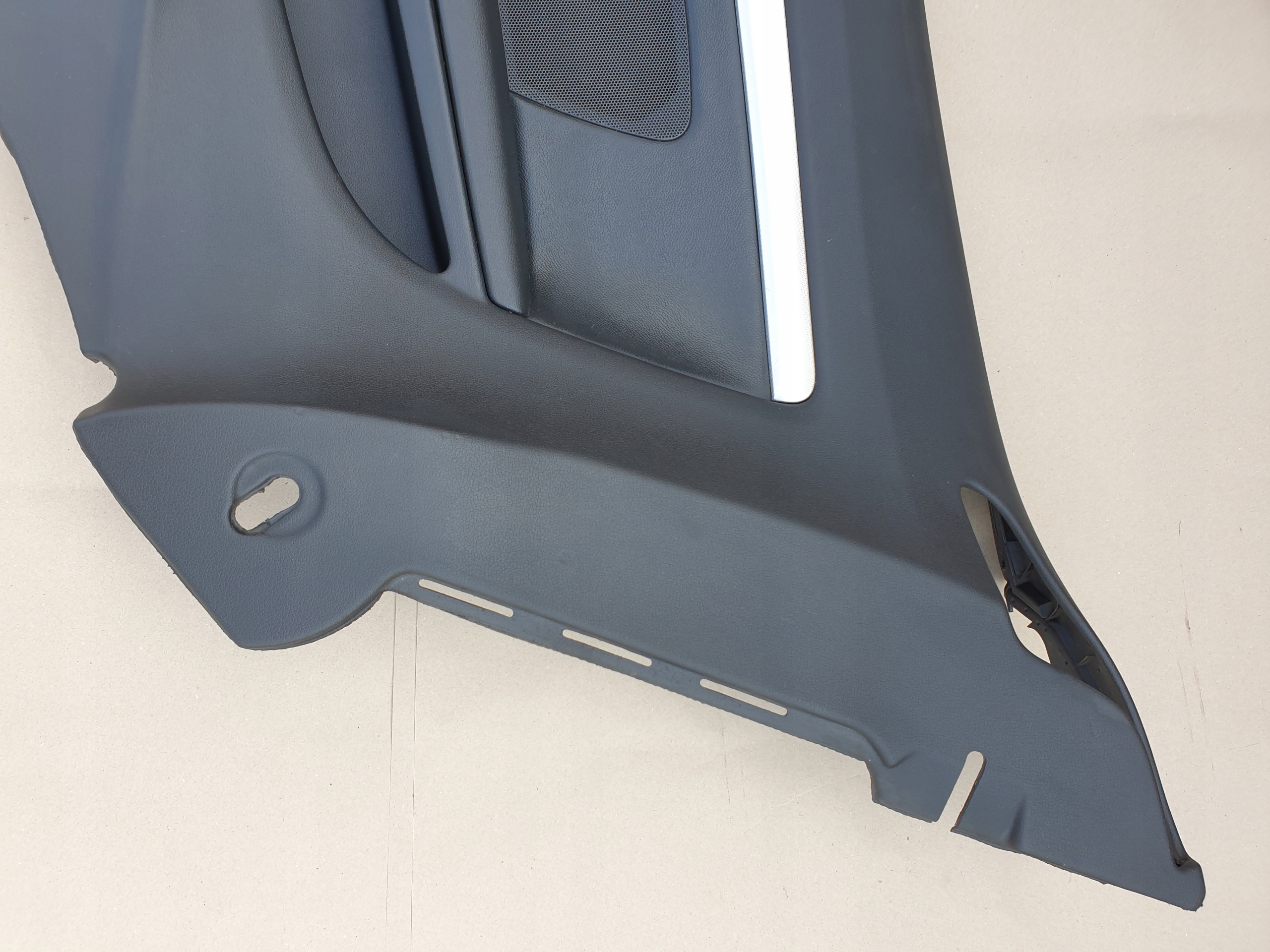 side upholstery right rear part AUDI A5 B8 8T COUPE OE