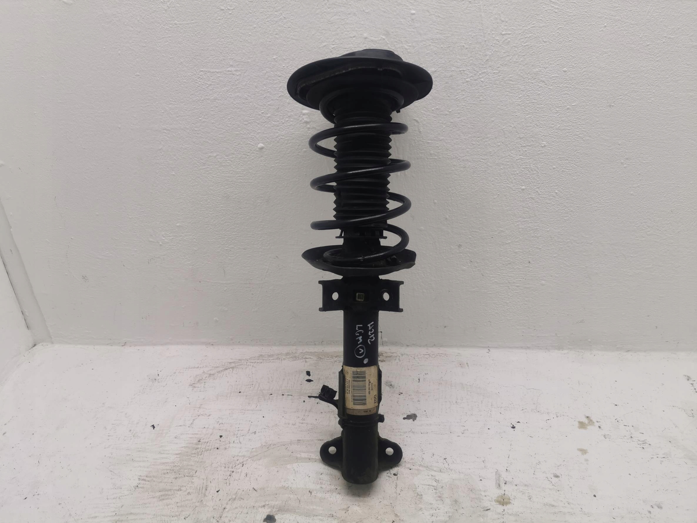 shock absorber front MERCEDES E-KLASA W212 08-16