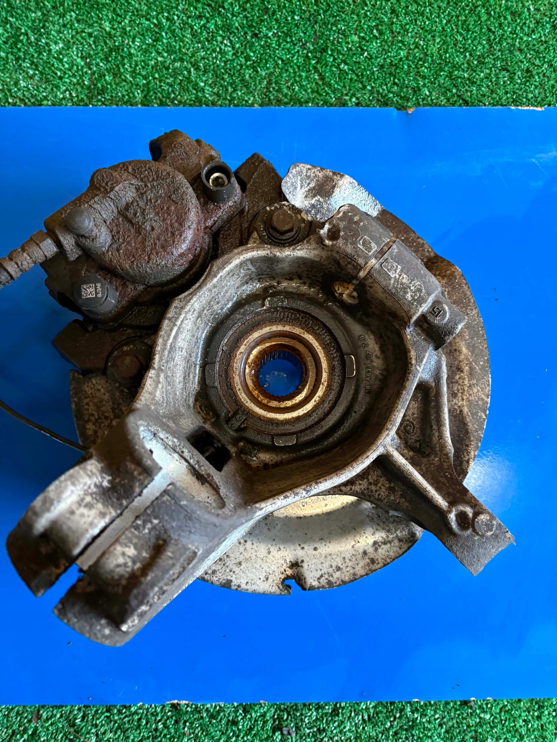 Mozzo FUSELLO perno mozzo Destra Anteriore disco PINZA FRENO KOMPLET LAND RANGE ROVER EVOQUE